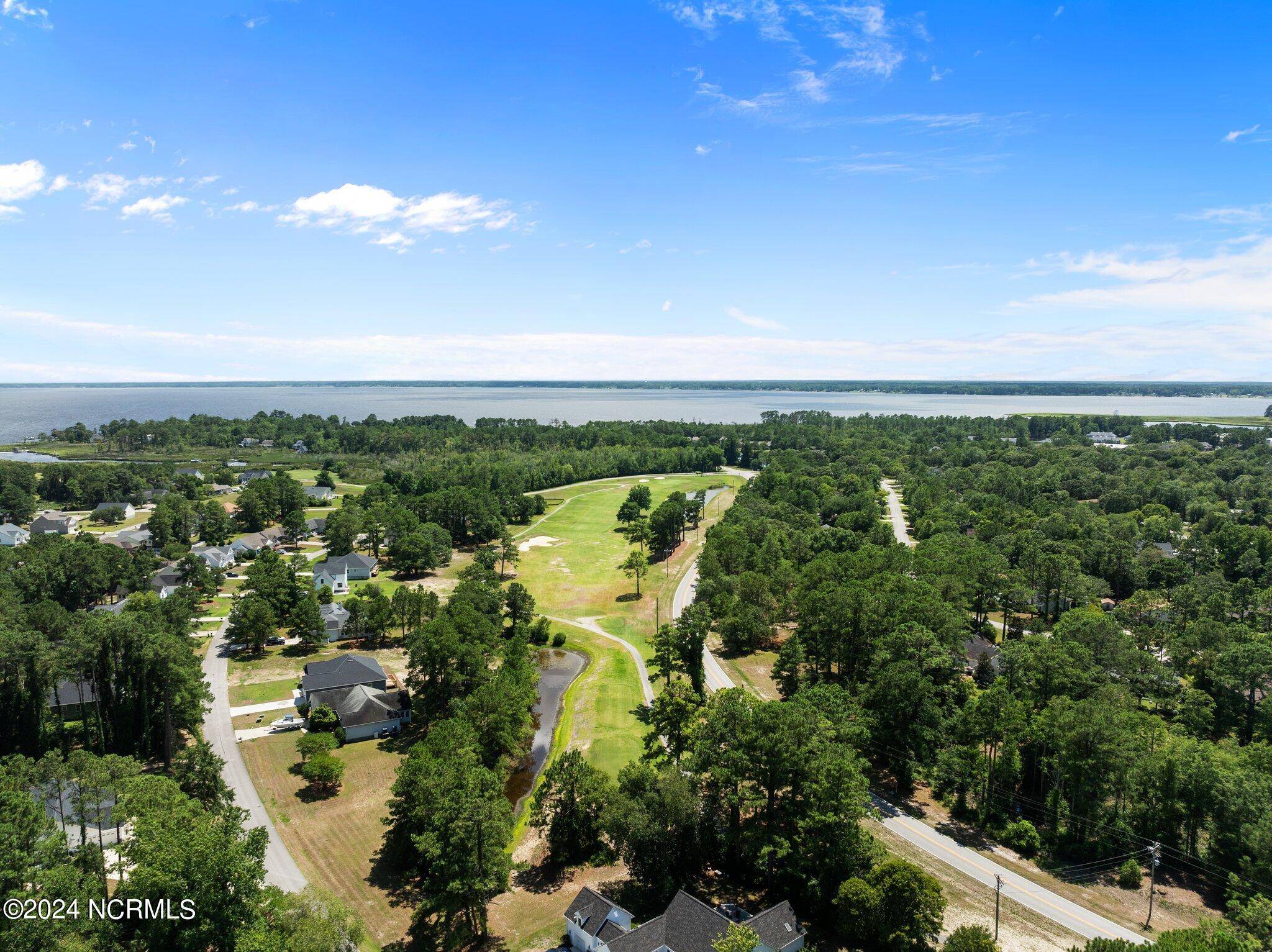 New Bern, NC 28560,1015 Coral Reef DR