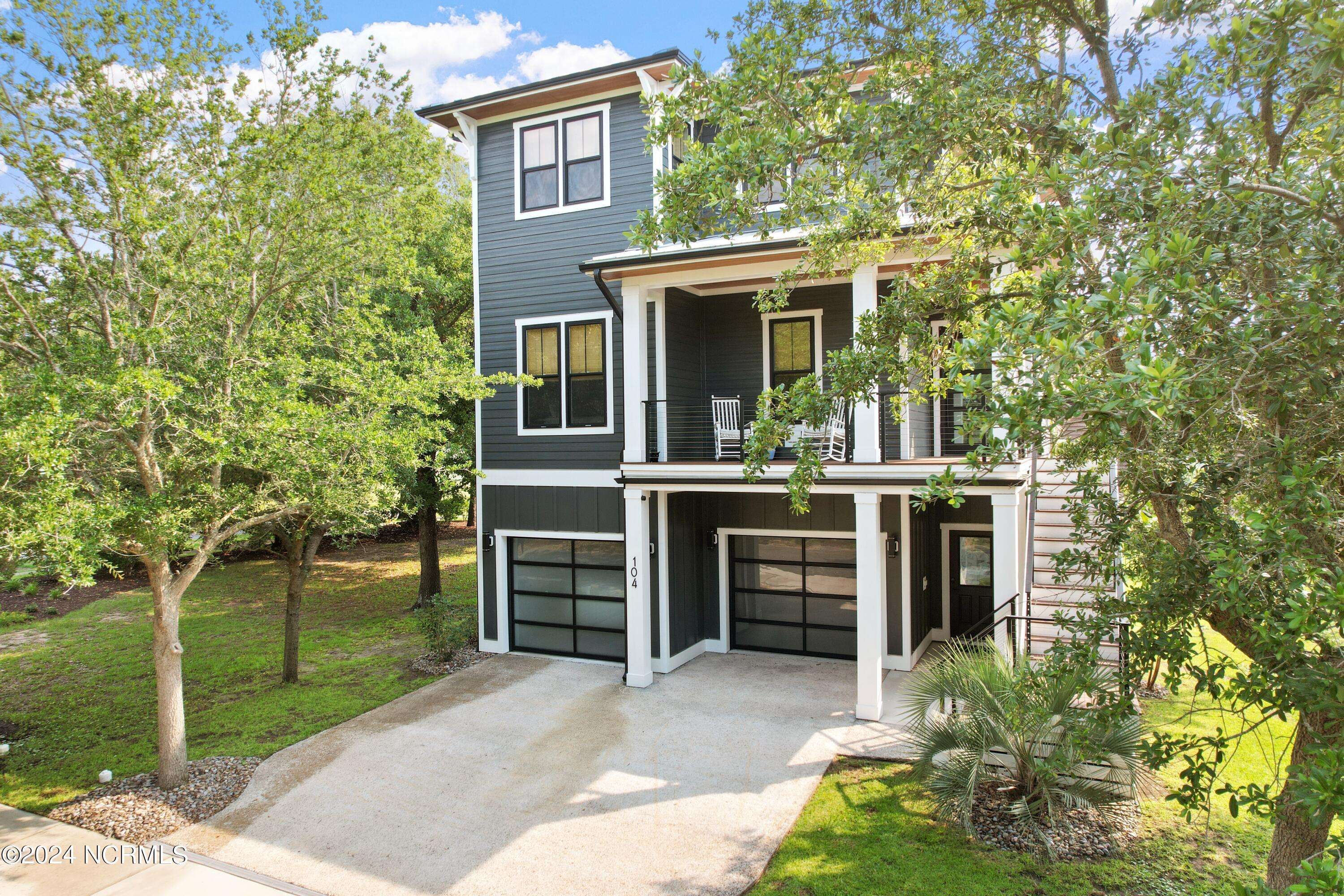 Surf City, NC 28445,104 Diamond Point CT