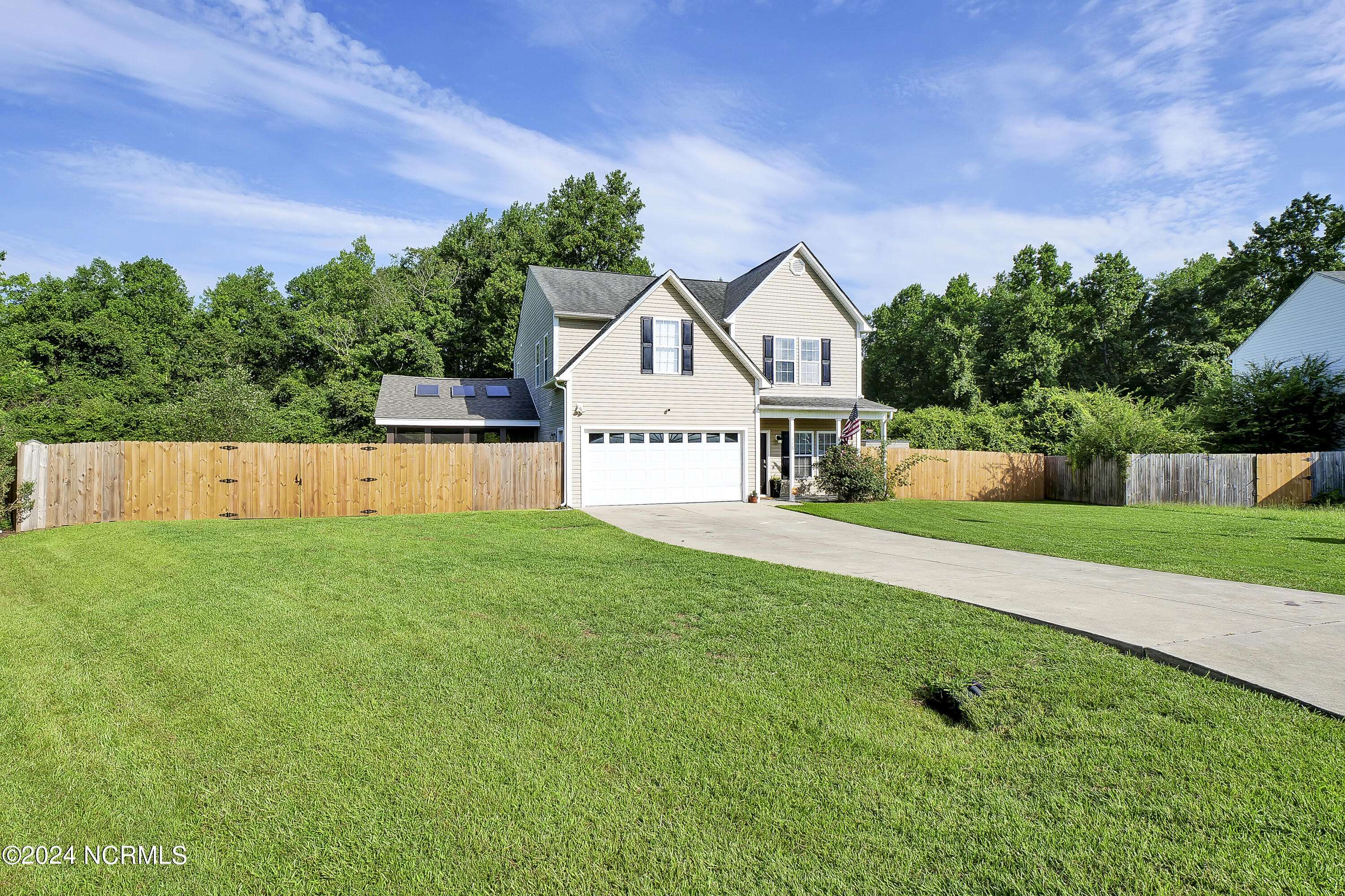 Richlands, NC 28574,116 Willard WAY