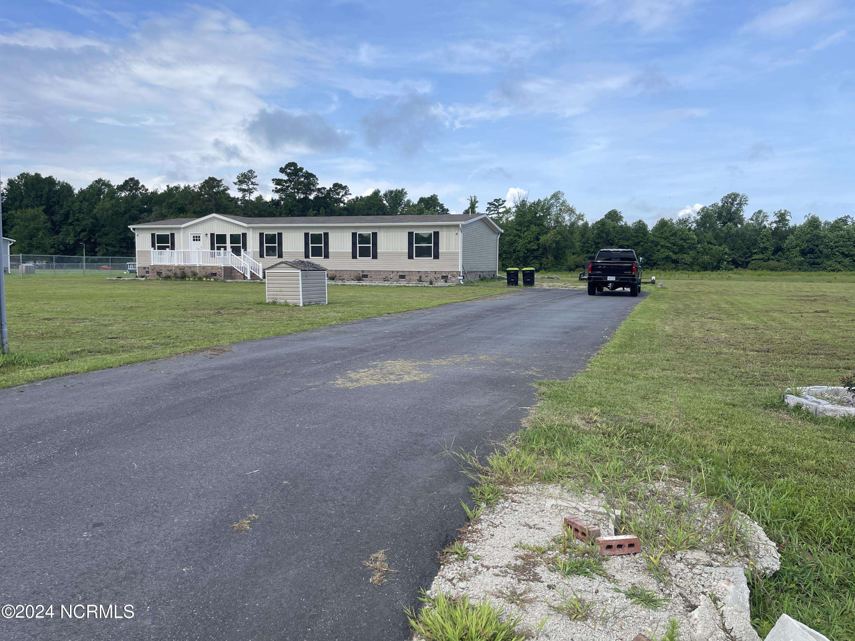 Ash, NC 28420,4297 Project RD NW