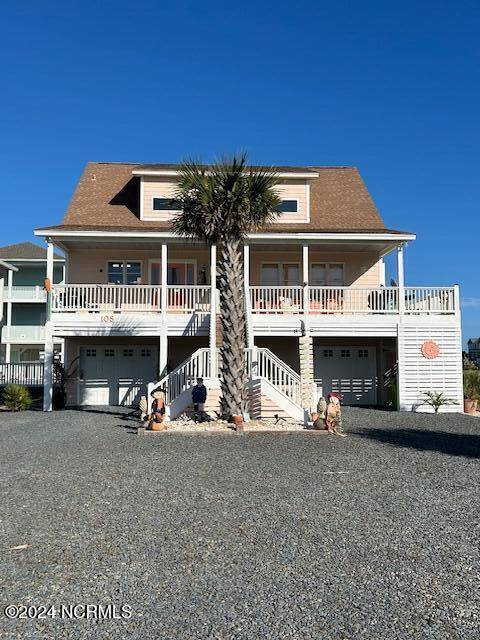 Holden Beach, NC 28462,108 Conch ST