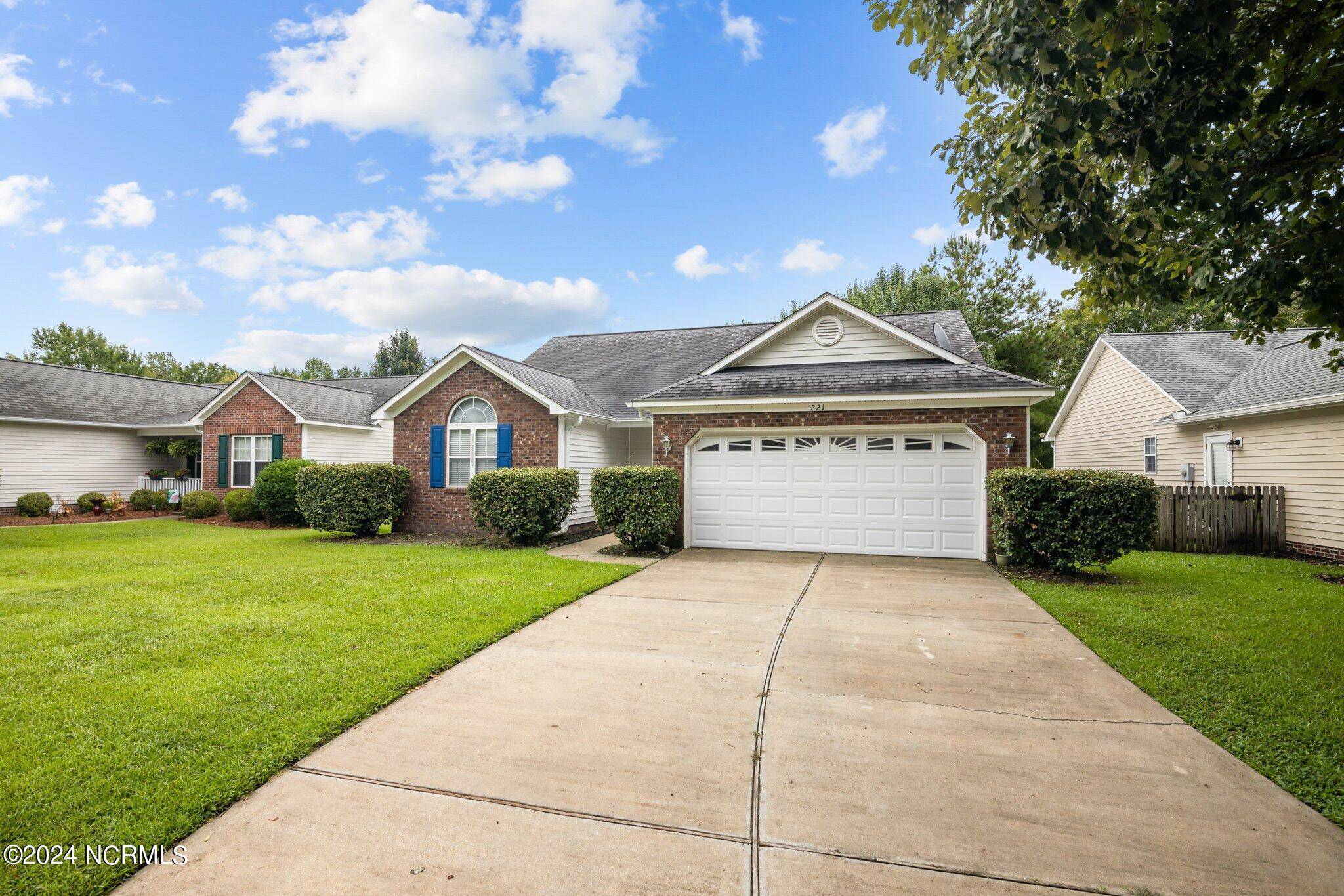 New Bern, NC 28562,221 Monterey CIR