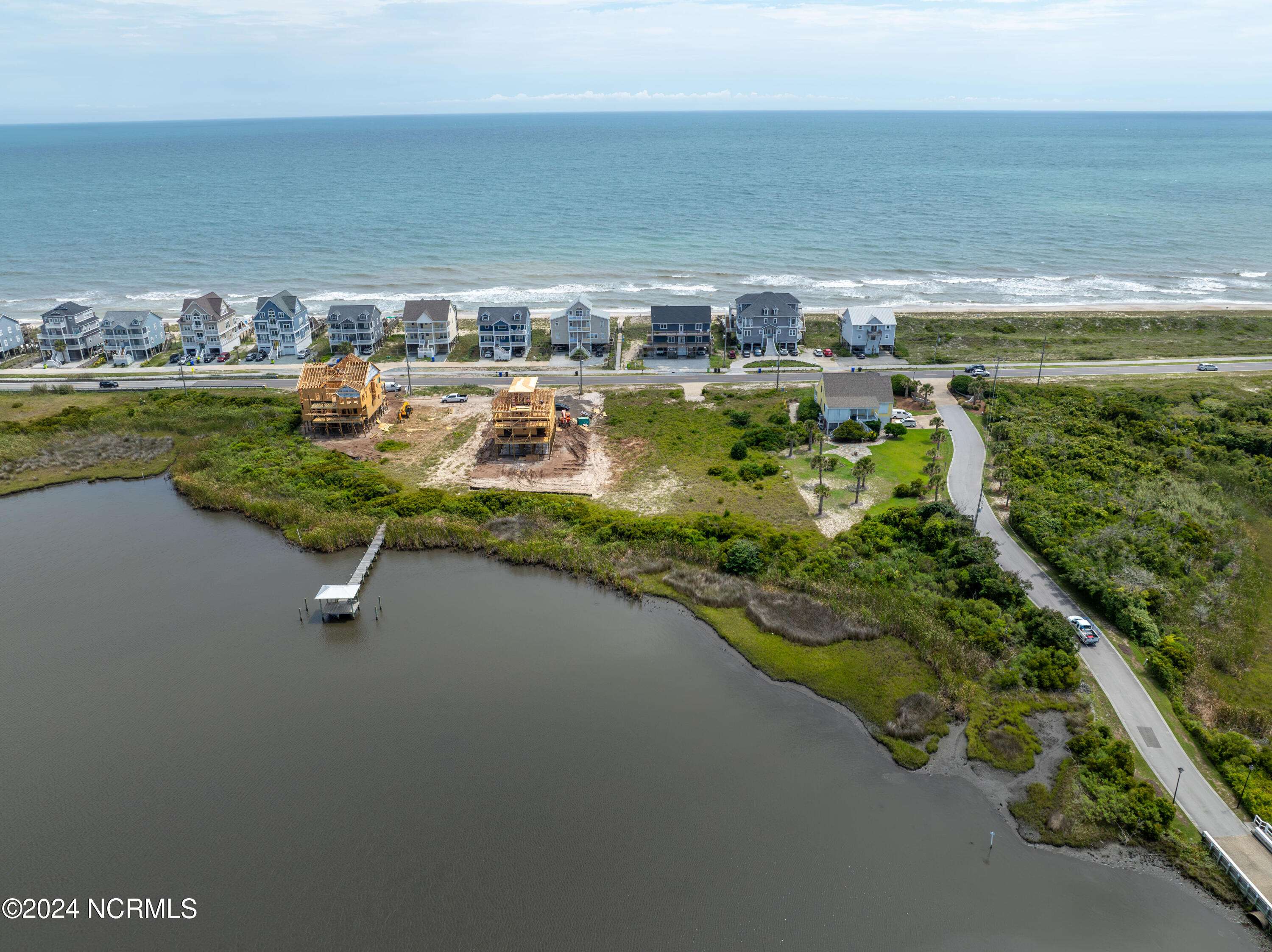 North Topsail Beach, NC 28460,397 New River Inlet RD