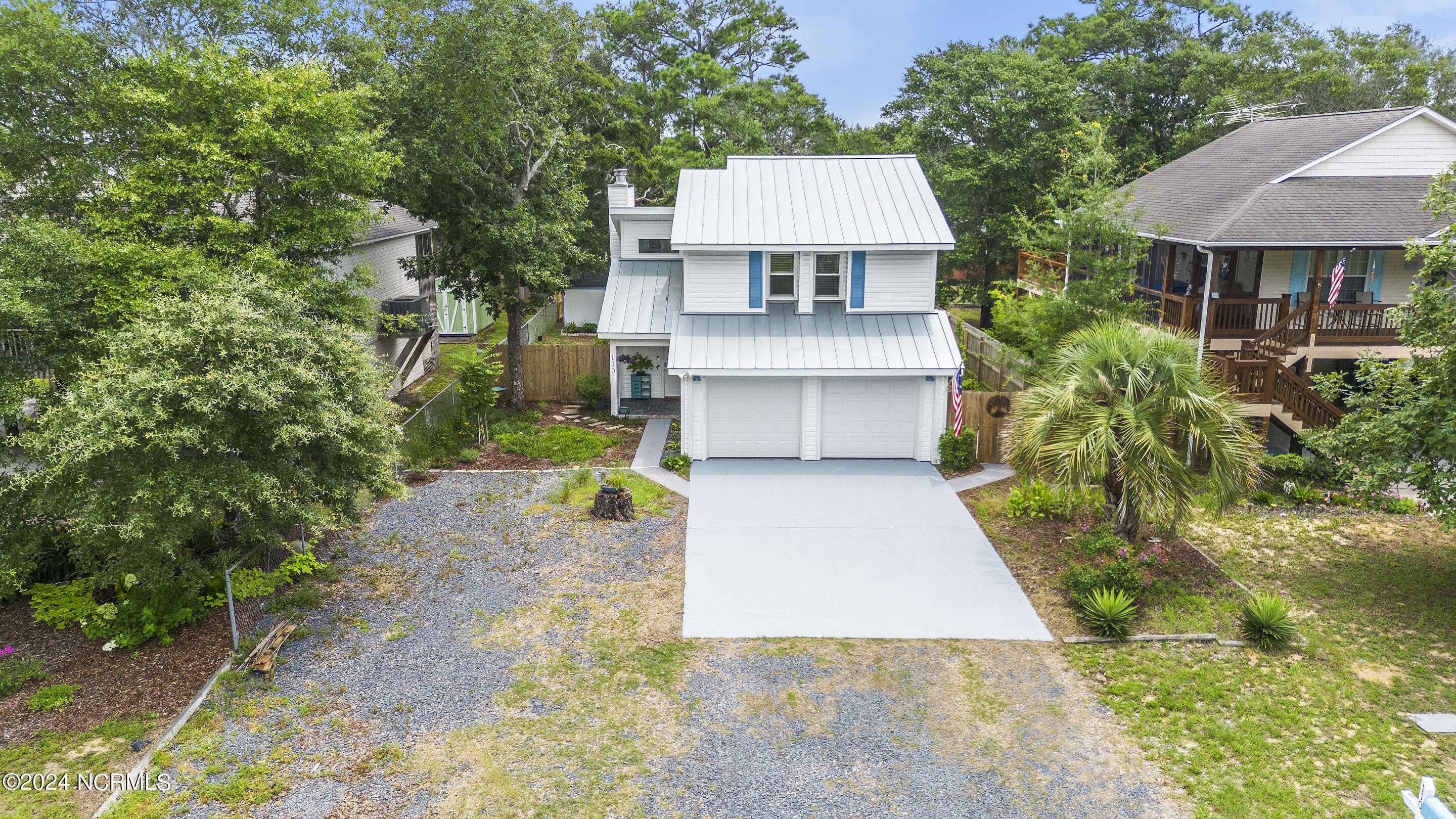 Oak Island, NC 28465,110 NE 29th ST