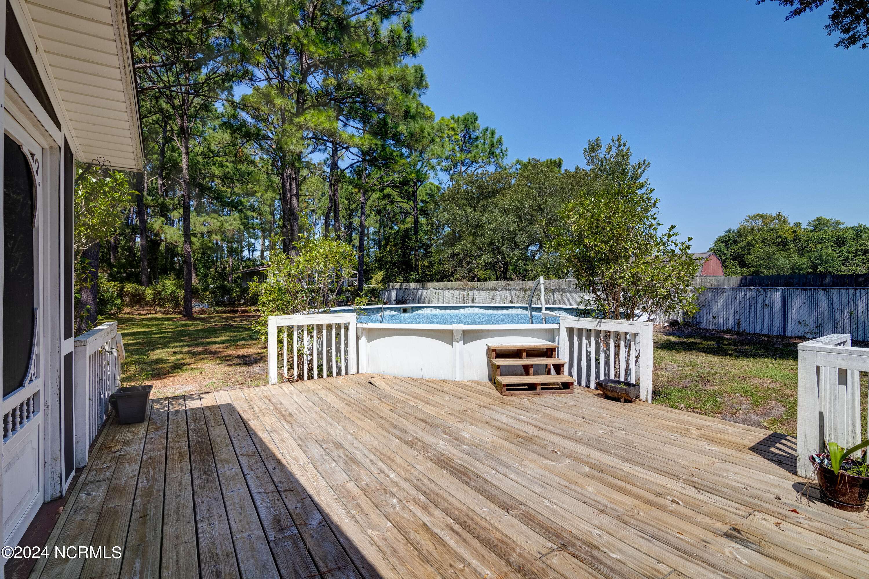 Southport, NC 28461,3741 Oakwood DR