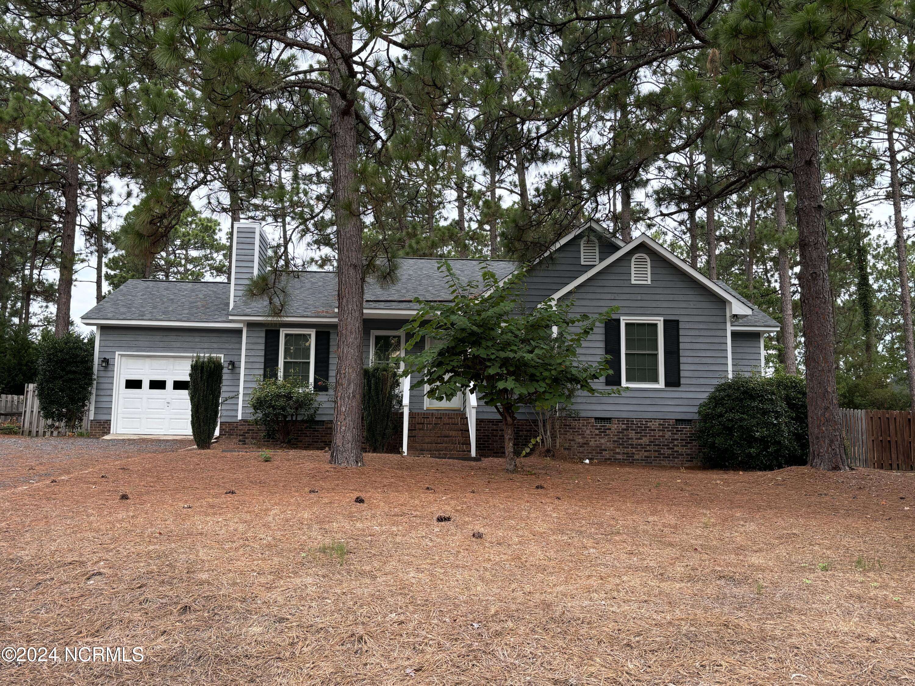 Pinehurst, NC 28374,17 Alexander LN