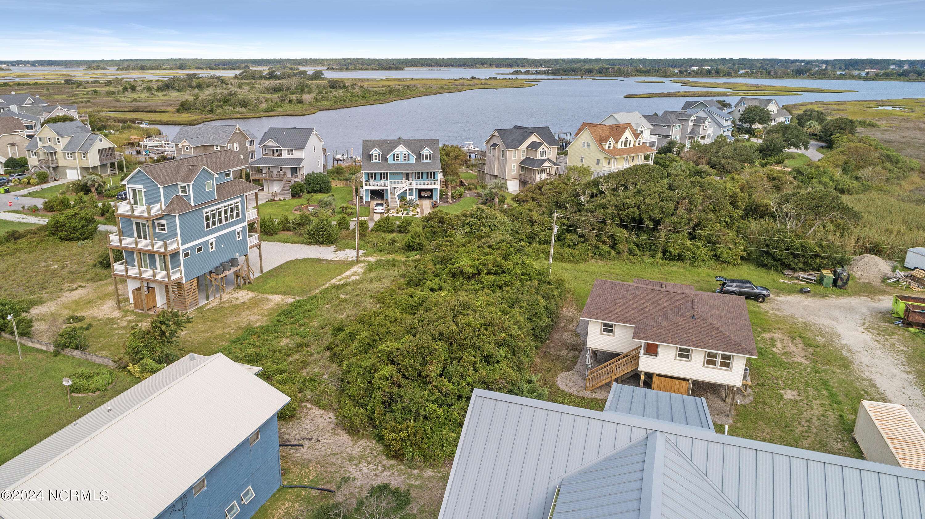 North Topsail Beach, NC 28460,3124 Topsail AVE