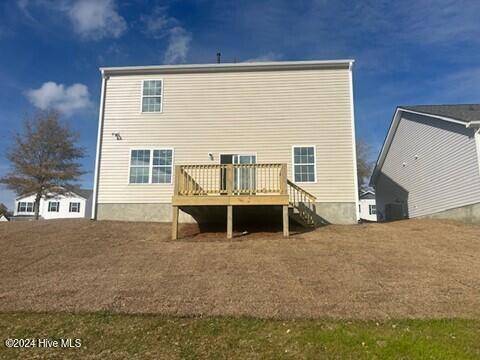 New Bern, NC 28562,406 Lake Tyler DR