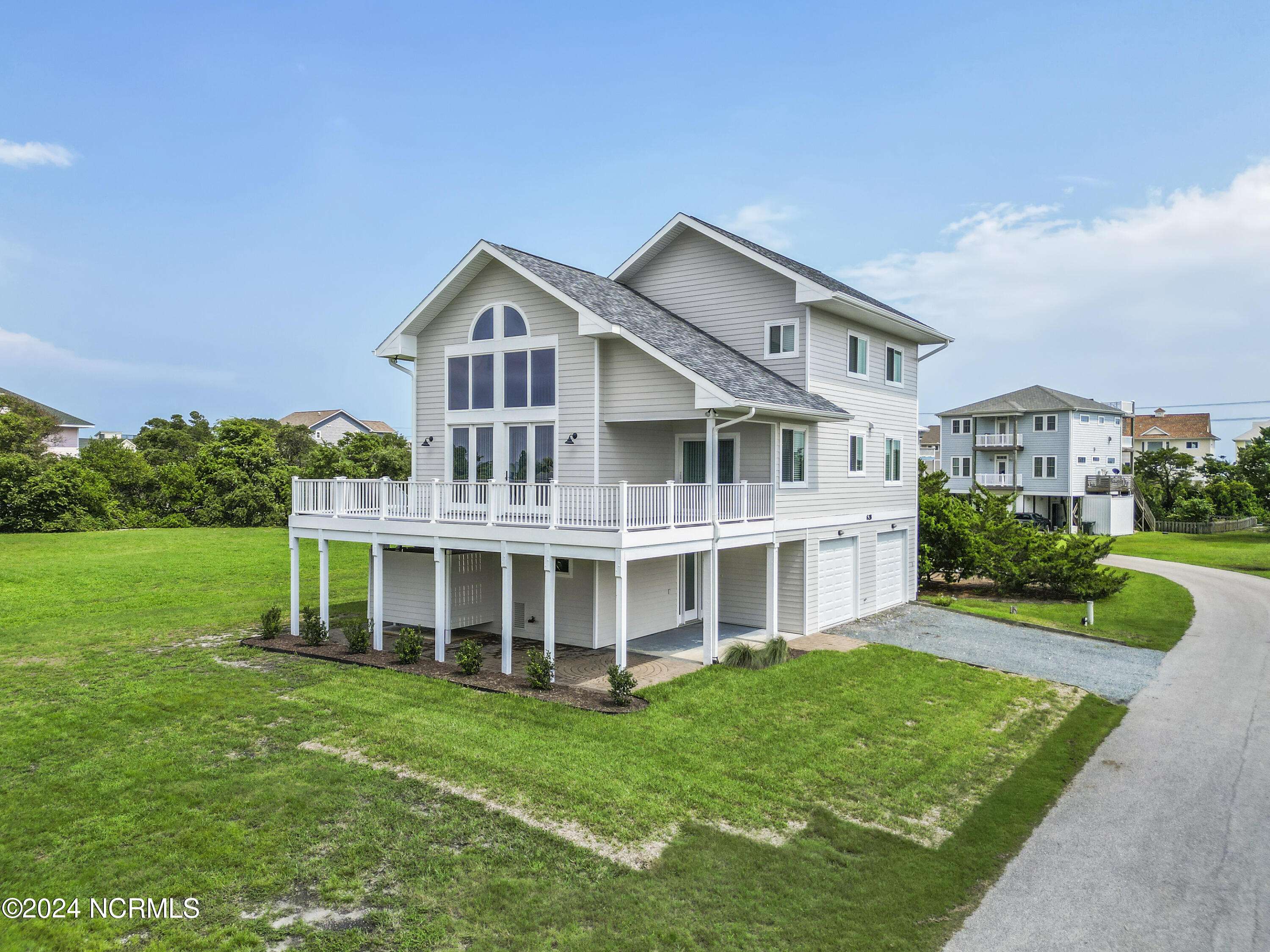 Surf City, NC 28445,628 Maritime WAY