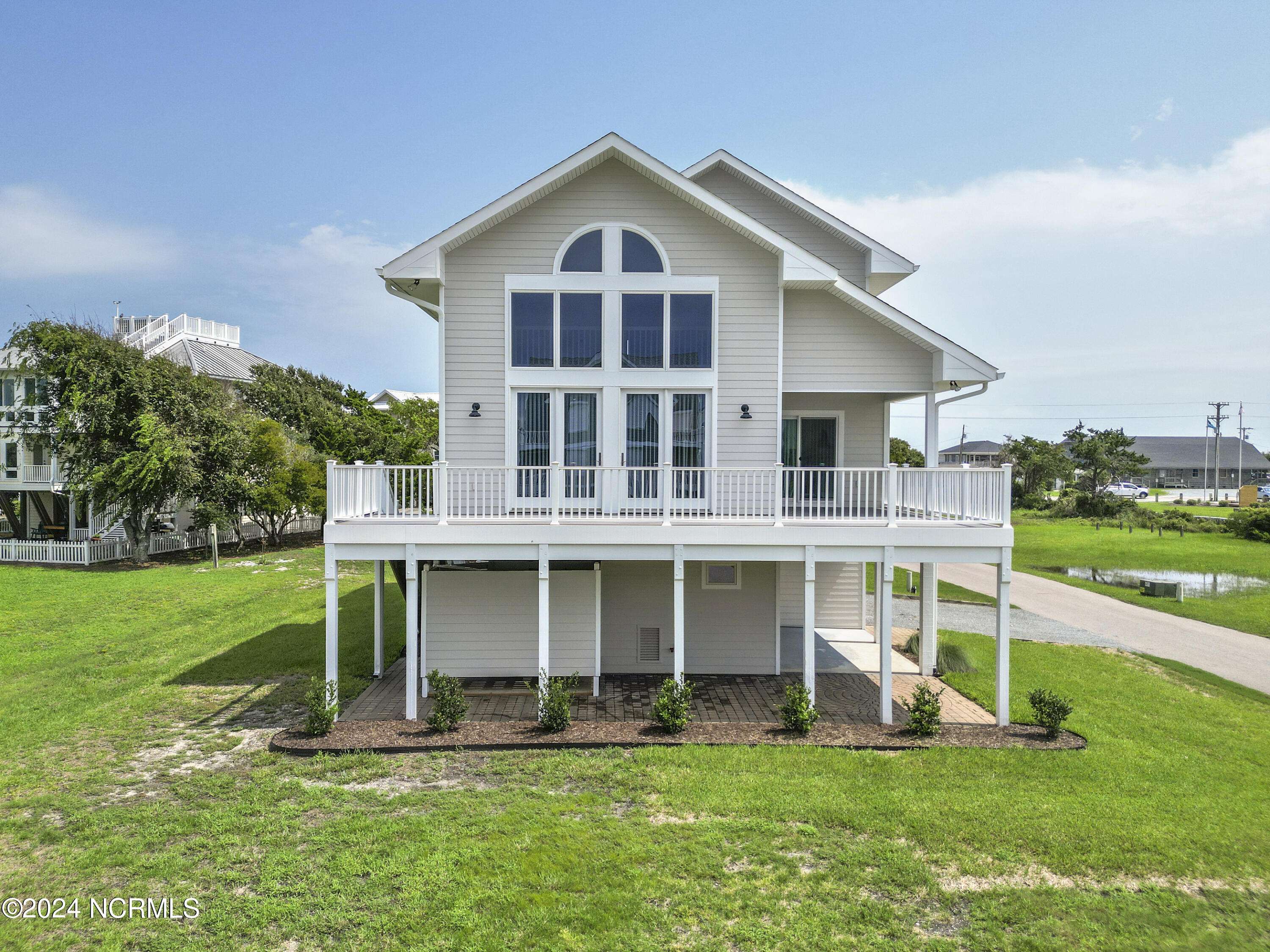 Surf City, NC 28445,628 Maritime WAY