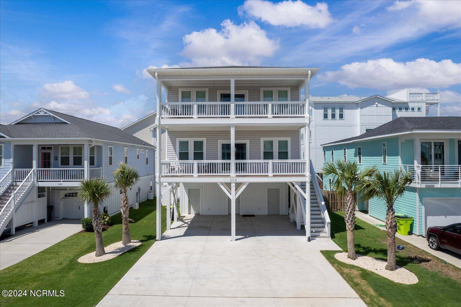 Carolina Beach, NC 28428,204 Ocean BLVD