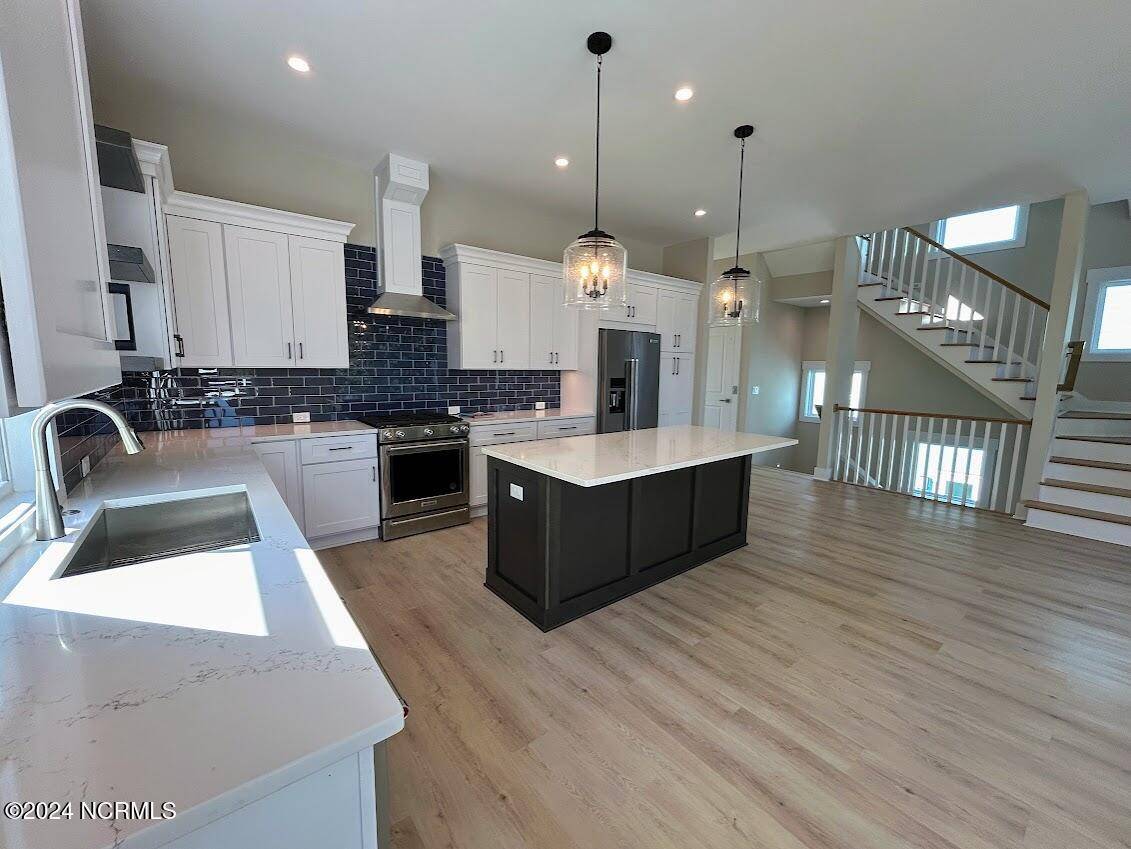 Carolina Beach, NC 28428,211 Annie DR