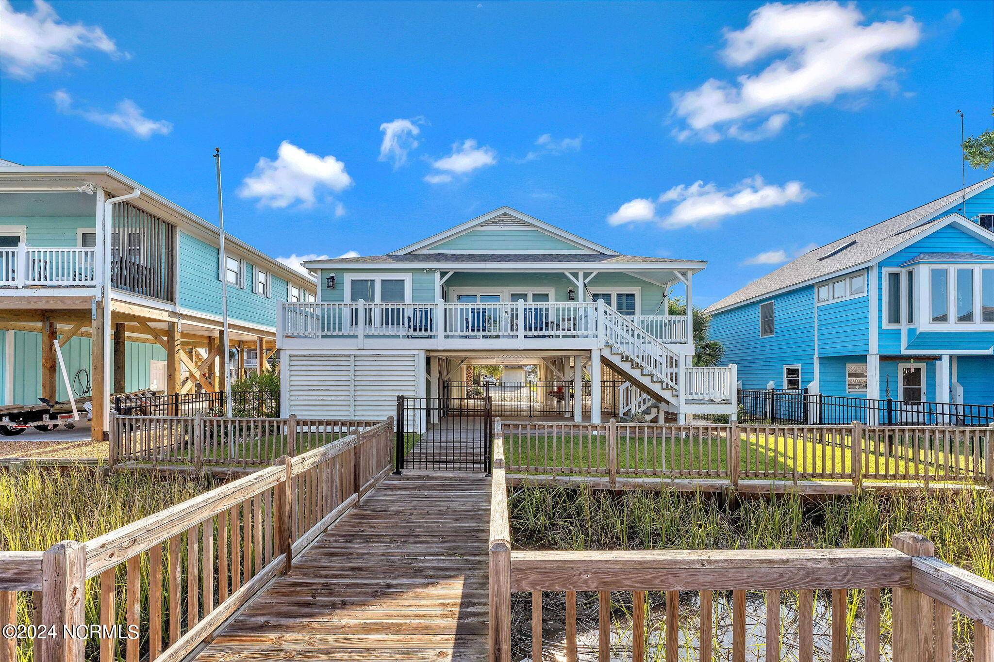 Holden Beach, NC 28462,137 Tarpon DR