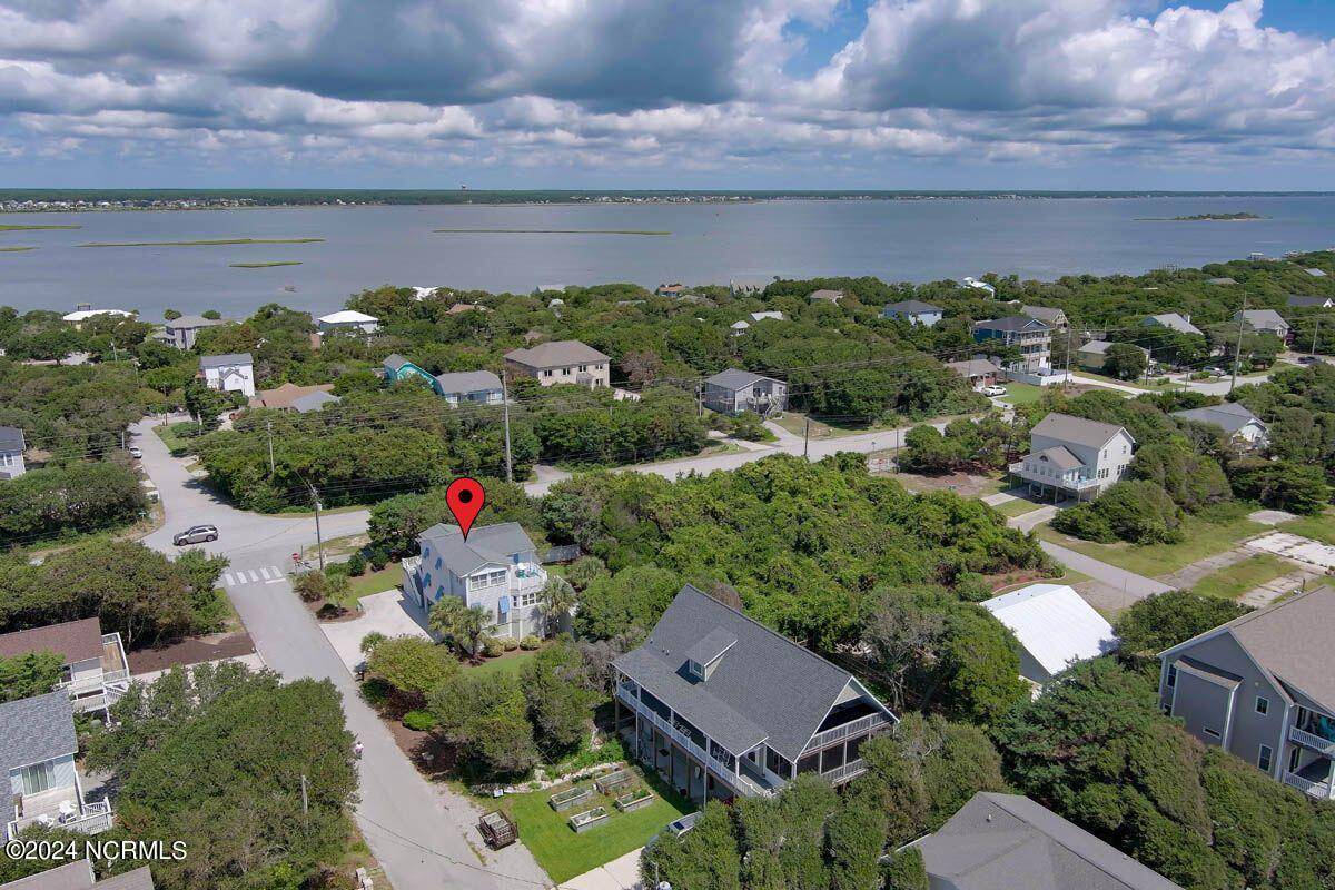 Emerald Isle, NC 28594,106 W Landing DR