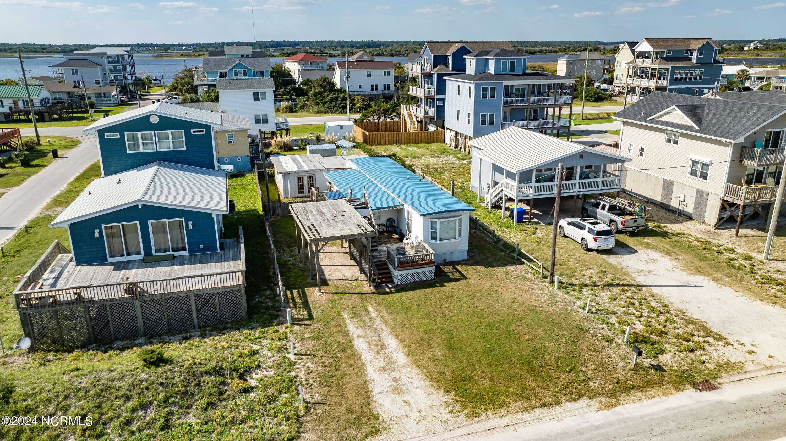 North Topsail Beach, NC 28460,383 Topsail RD