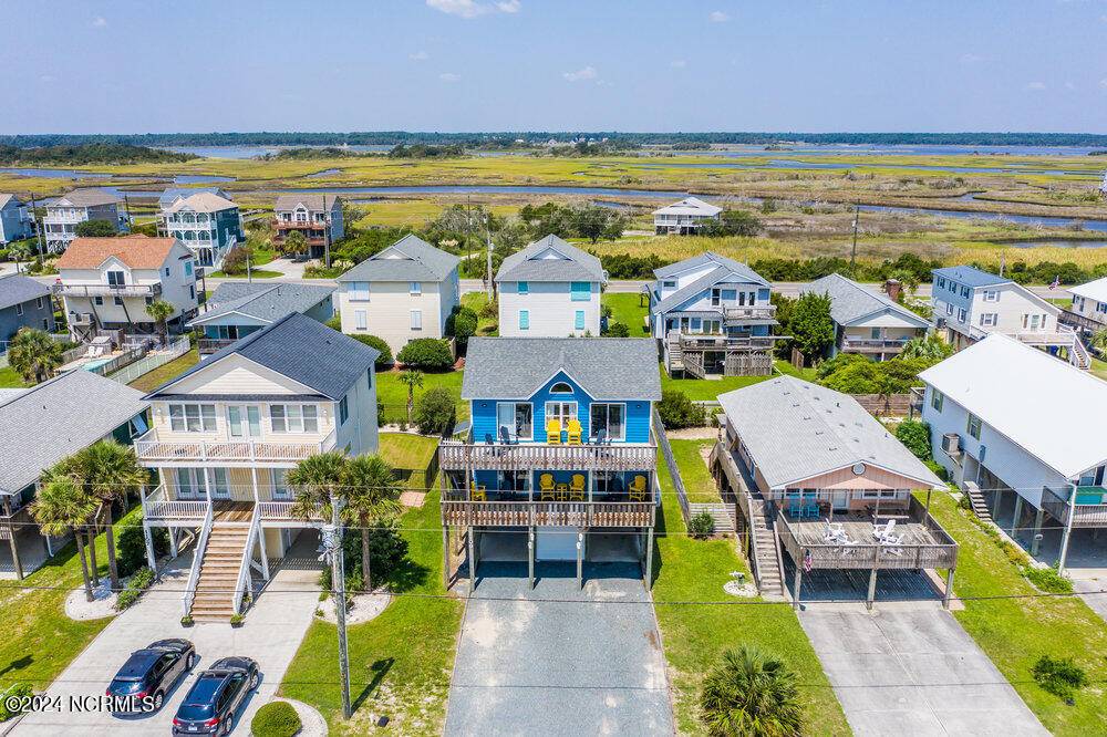 Surf City, NC 28445,1109 N Topsail DR