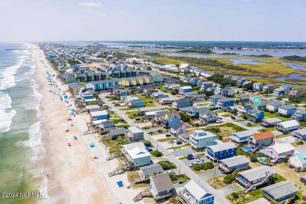 Surf City, NC 28445,1109 N Topsail DR