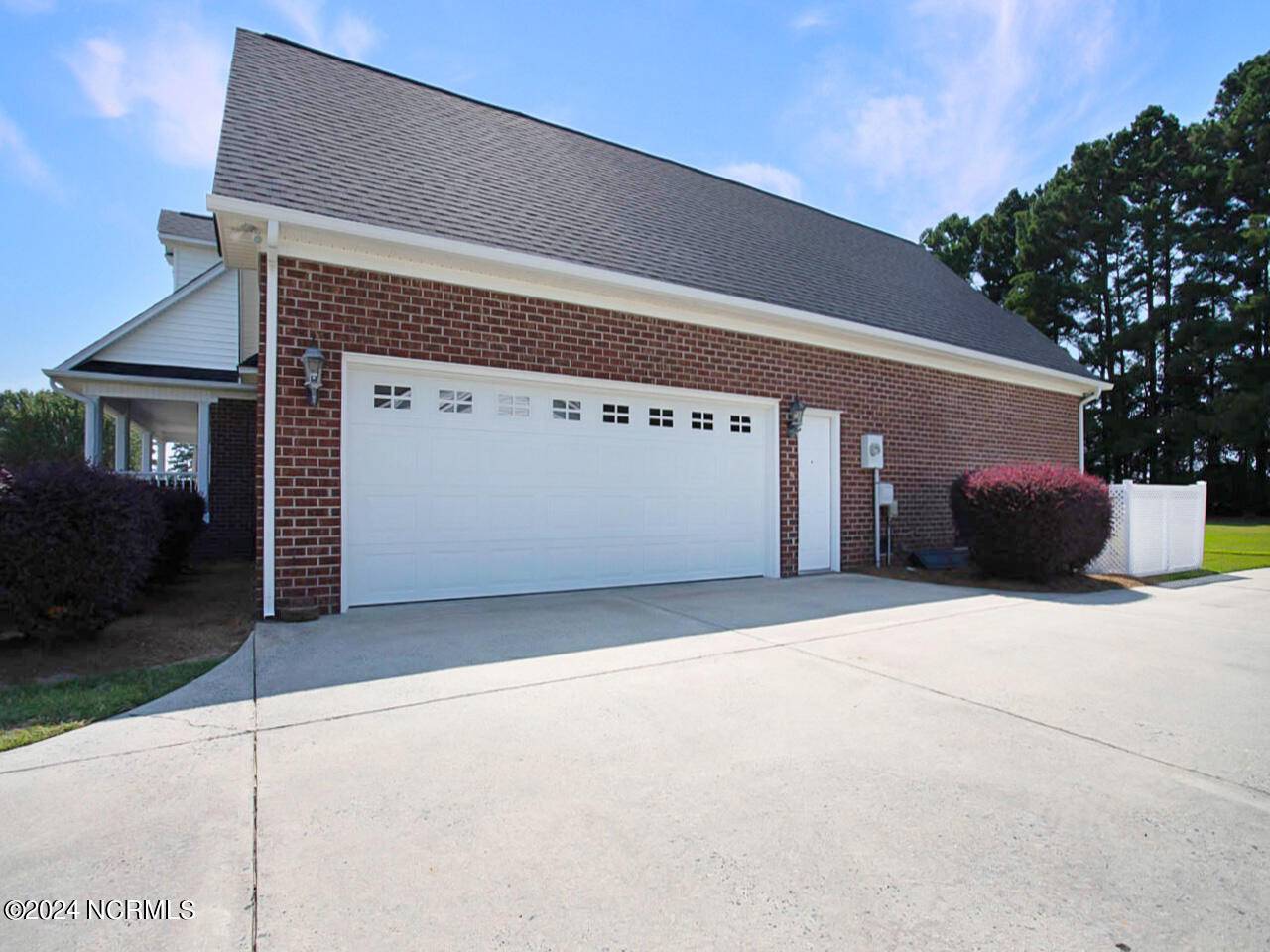 Dunn, NC 28334,107 Knottingham CT