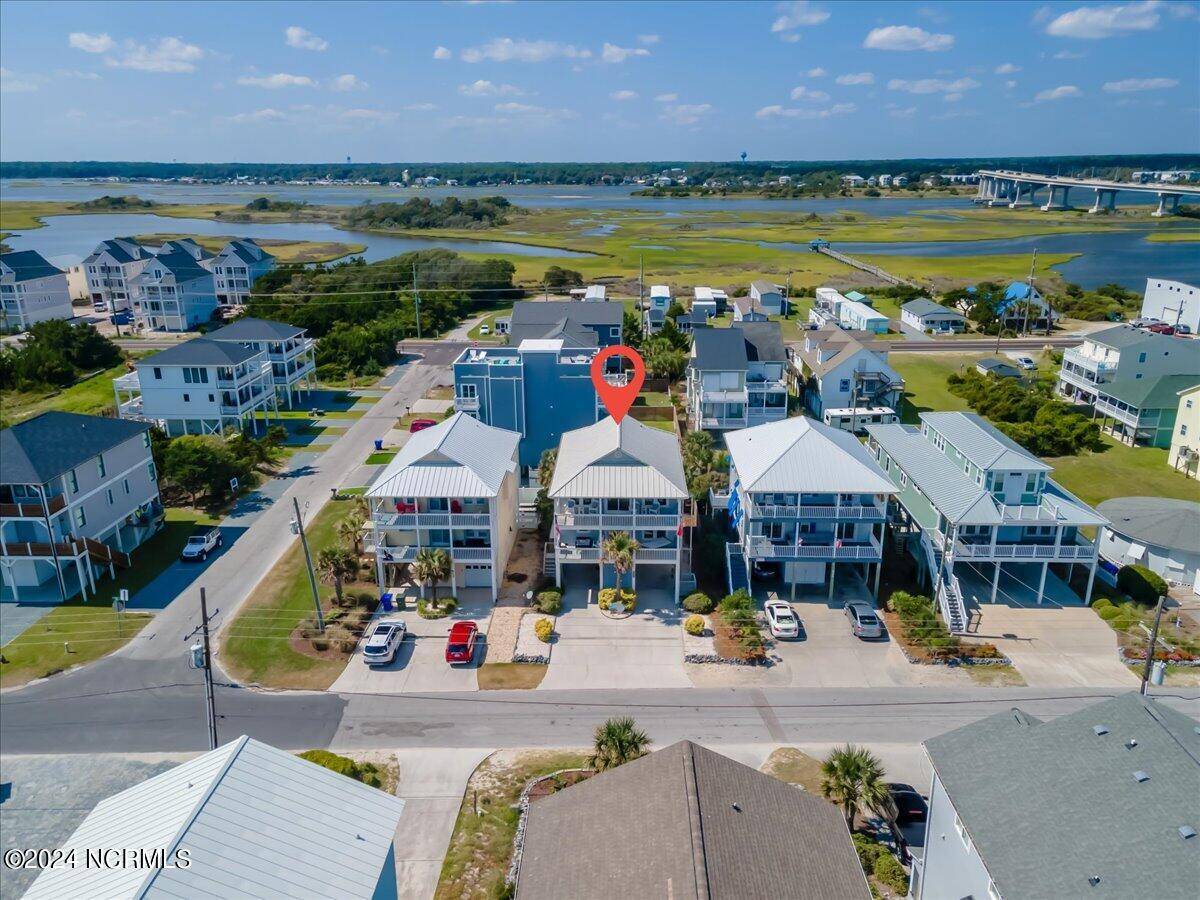 Surf City, NC 28445,511 S Shore DR