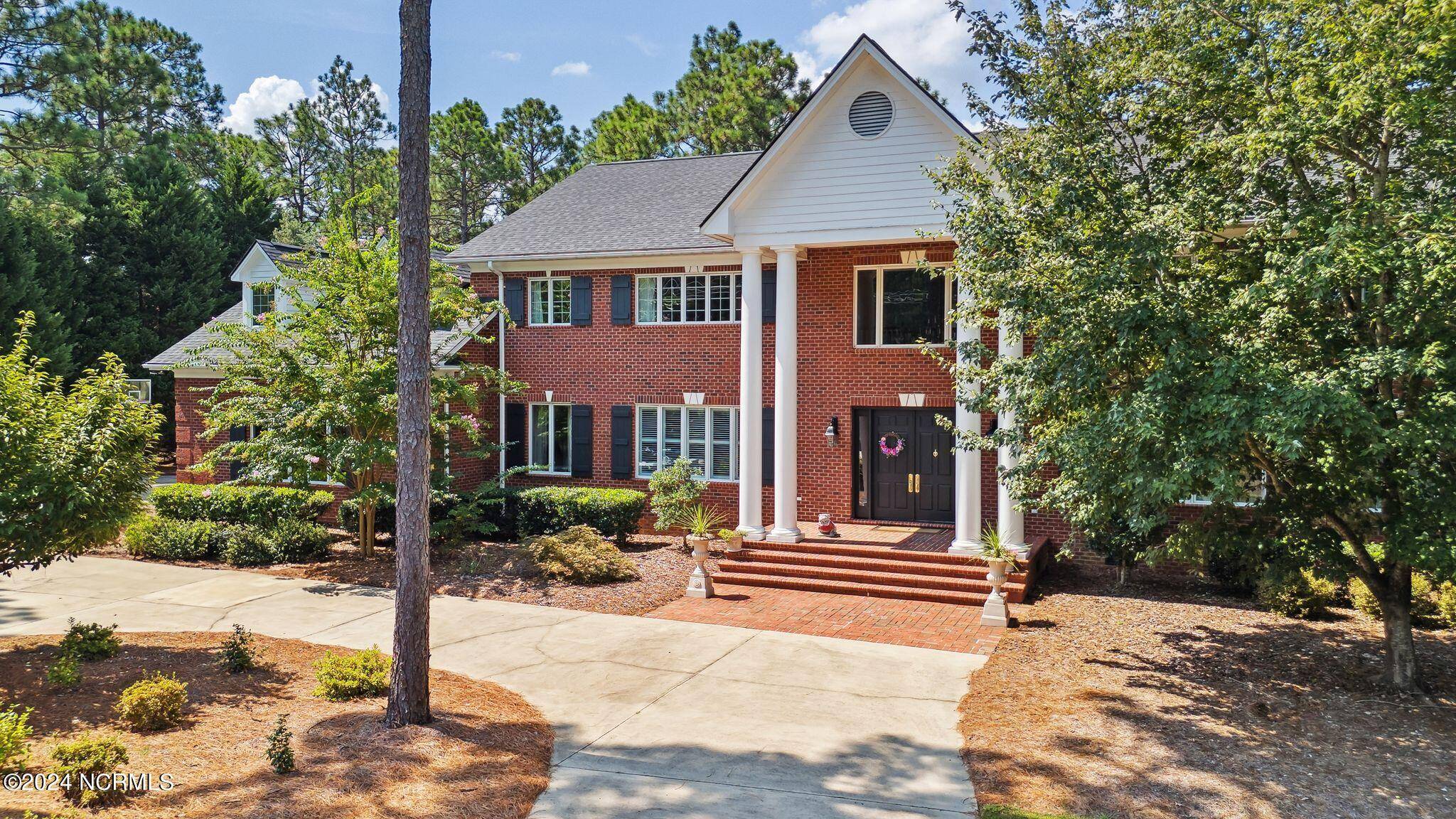 Pinehurst, NC 28374,16 Mulbren CT