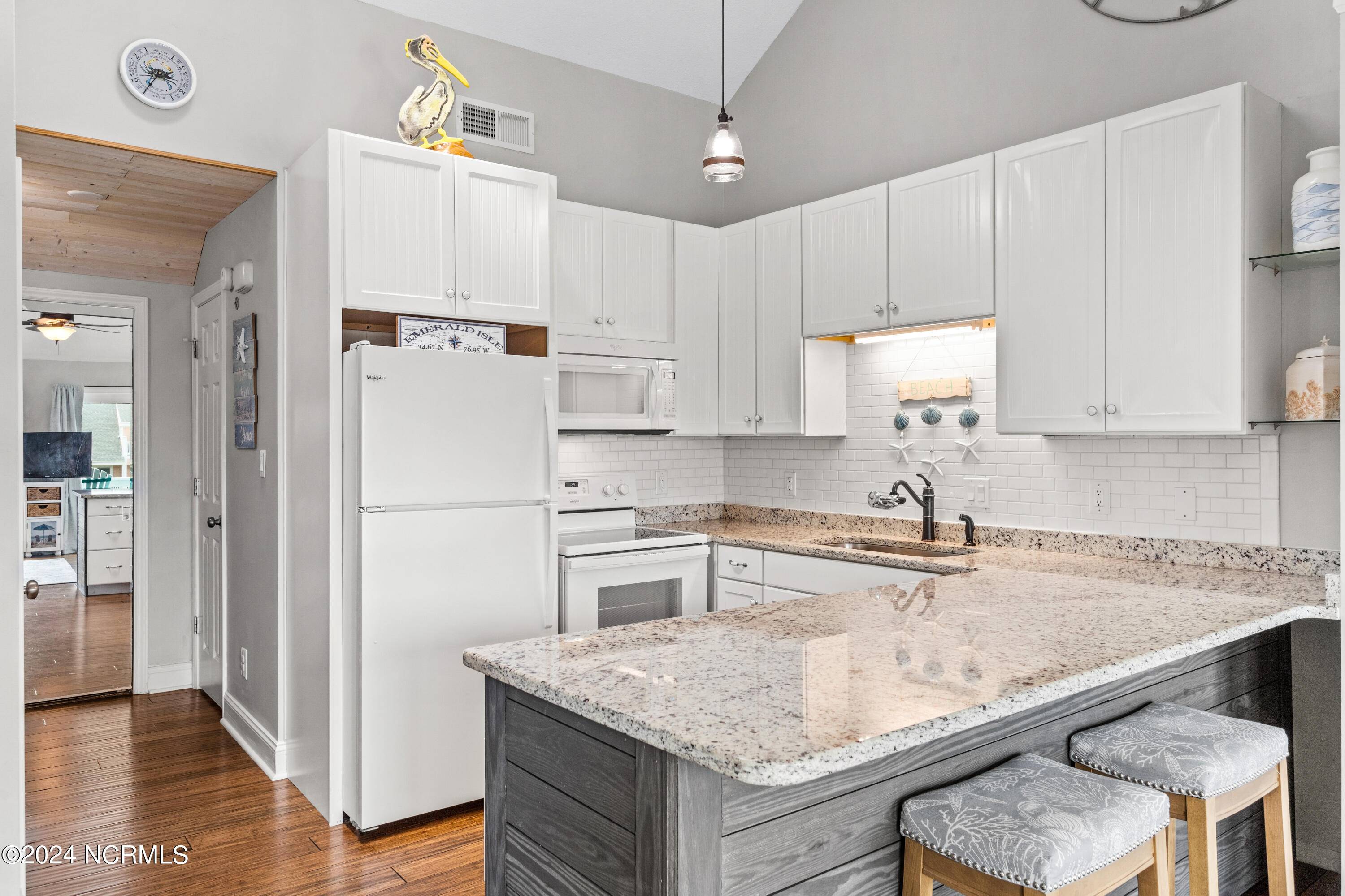 Emerald Isle, NC 28594,9201 Coast Guard RD #G306