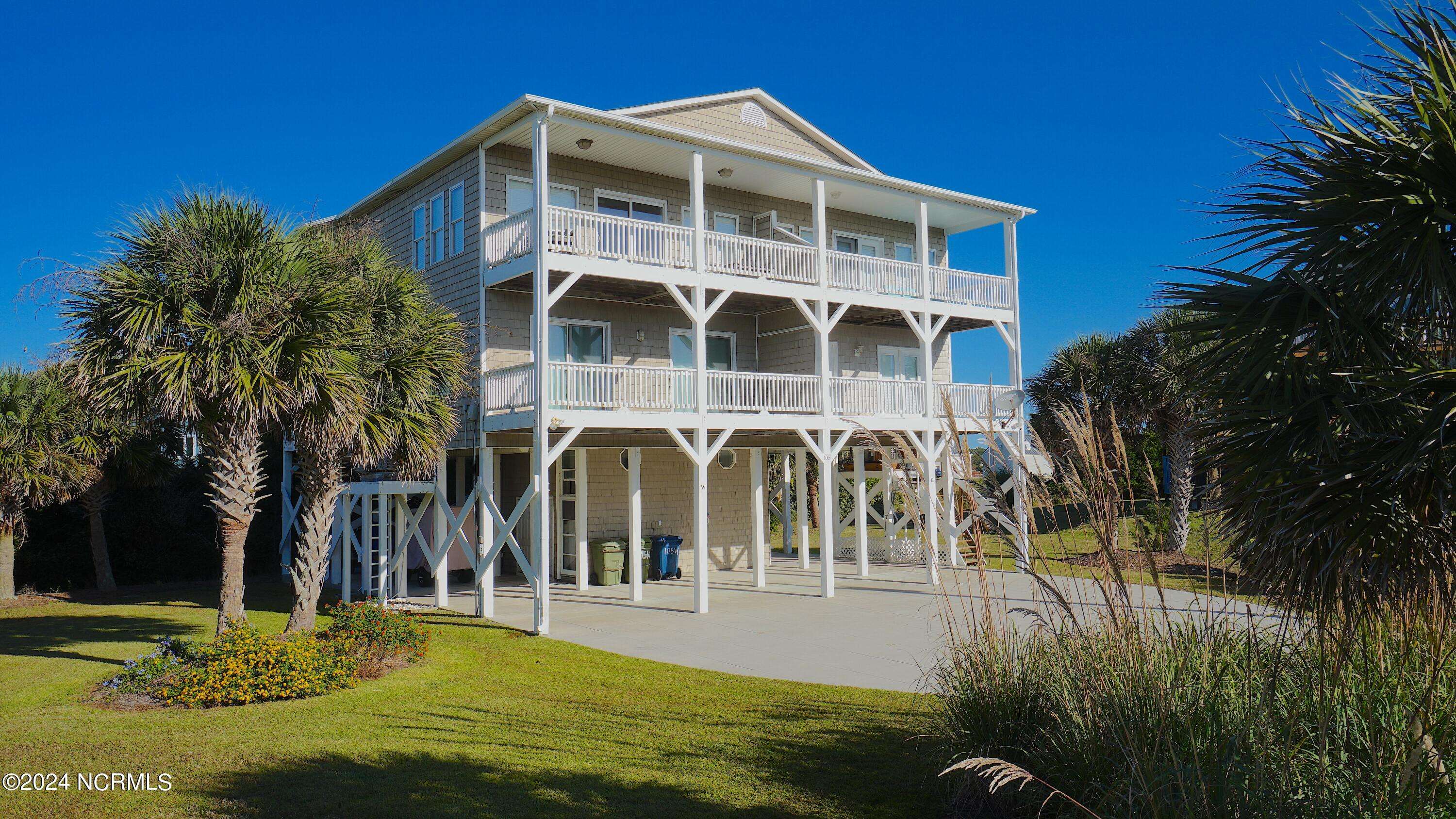 Emerald Isle, NC 28594,105 Inlet CT