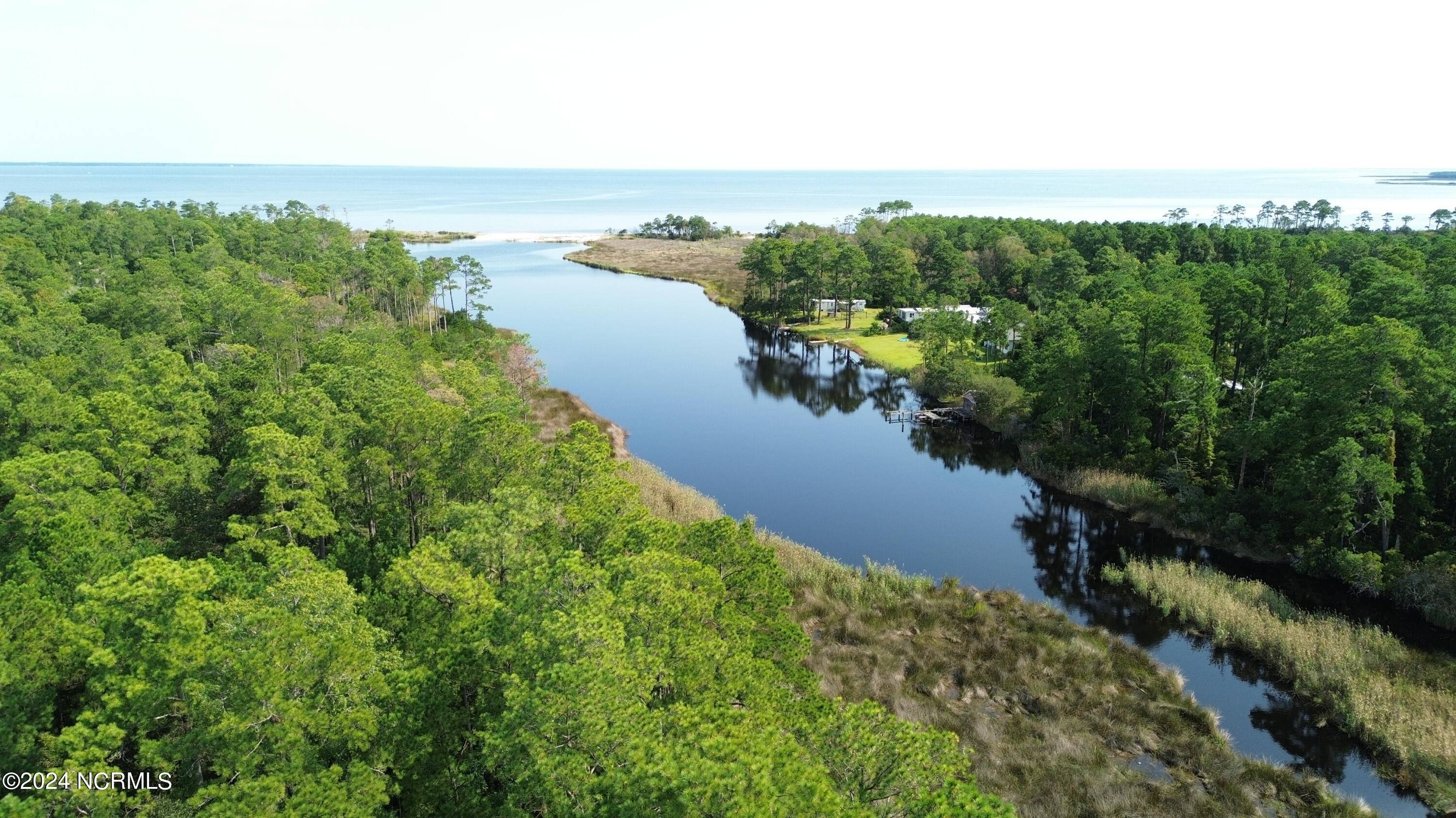 Beaufort, NC 28516,296 Sandy Point DR