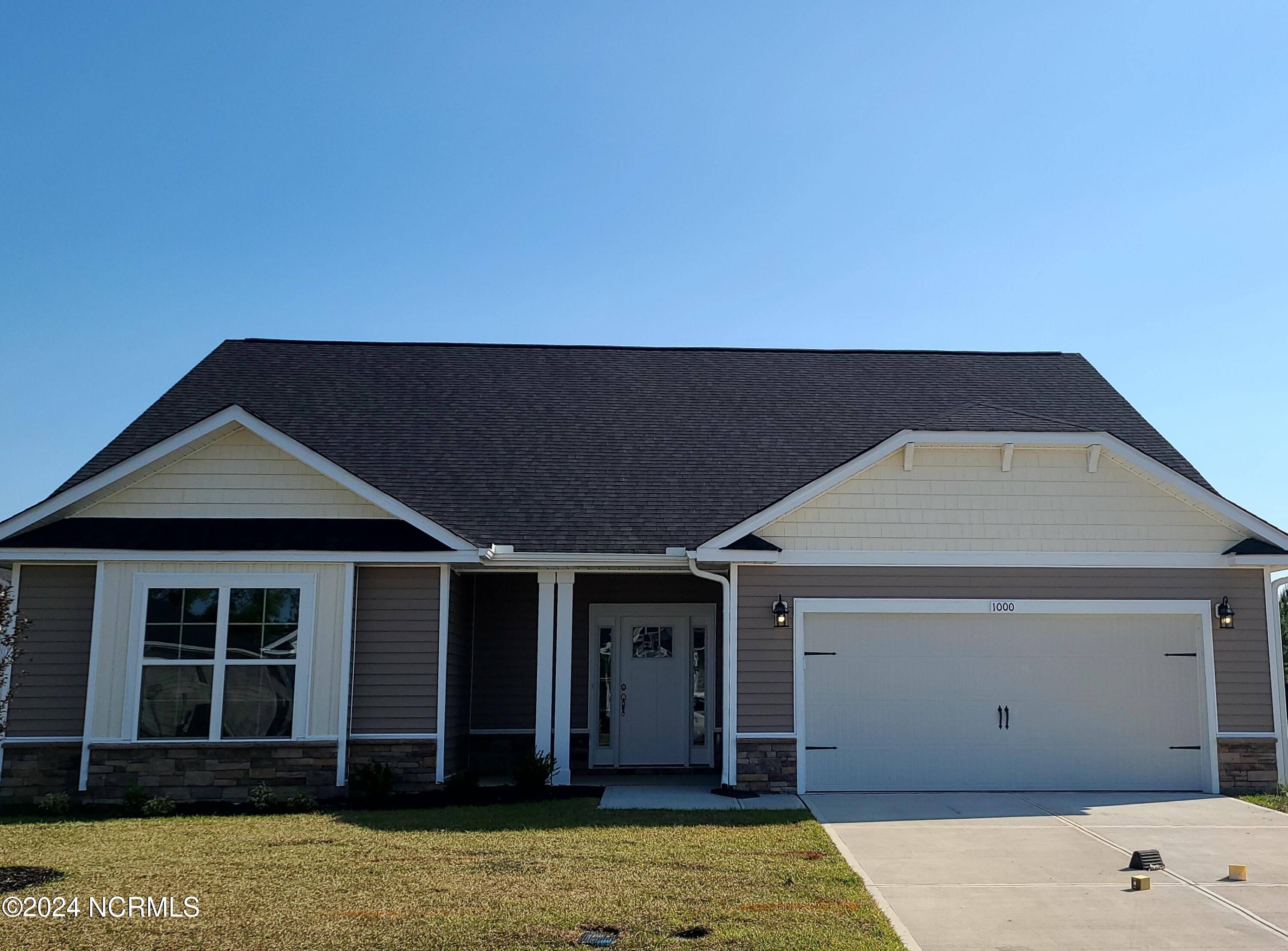 New Bern, NC 28562,2014 Medina Spirit ST