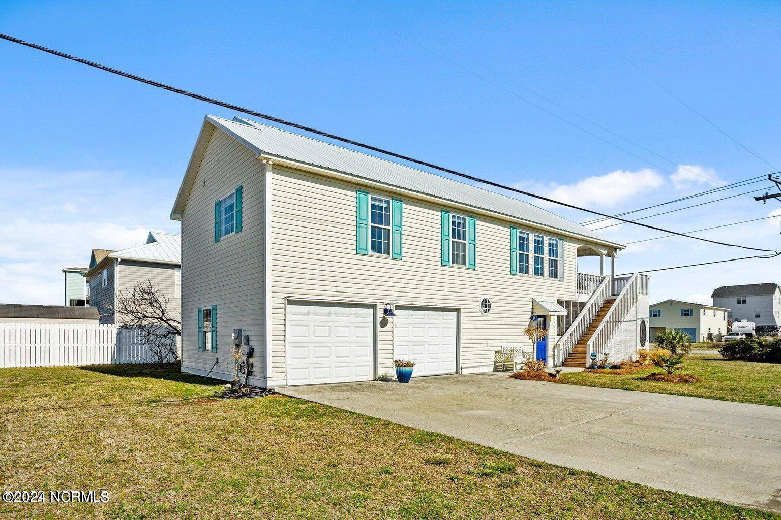 Surf City, NC 28445,2005 N New River DR