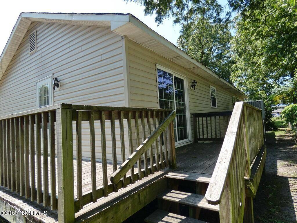 Princeville, NC 27886,105 Walston ST