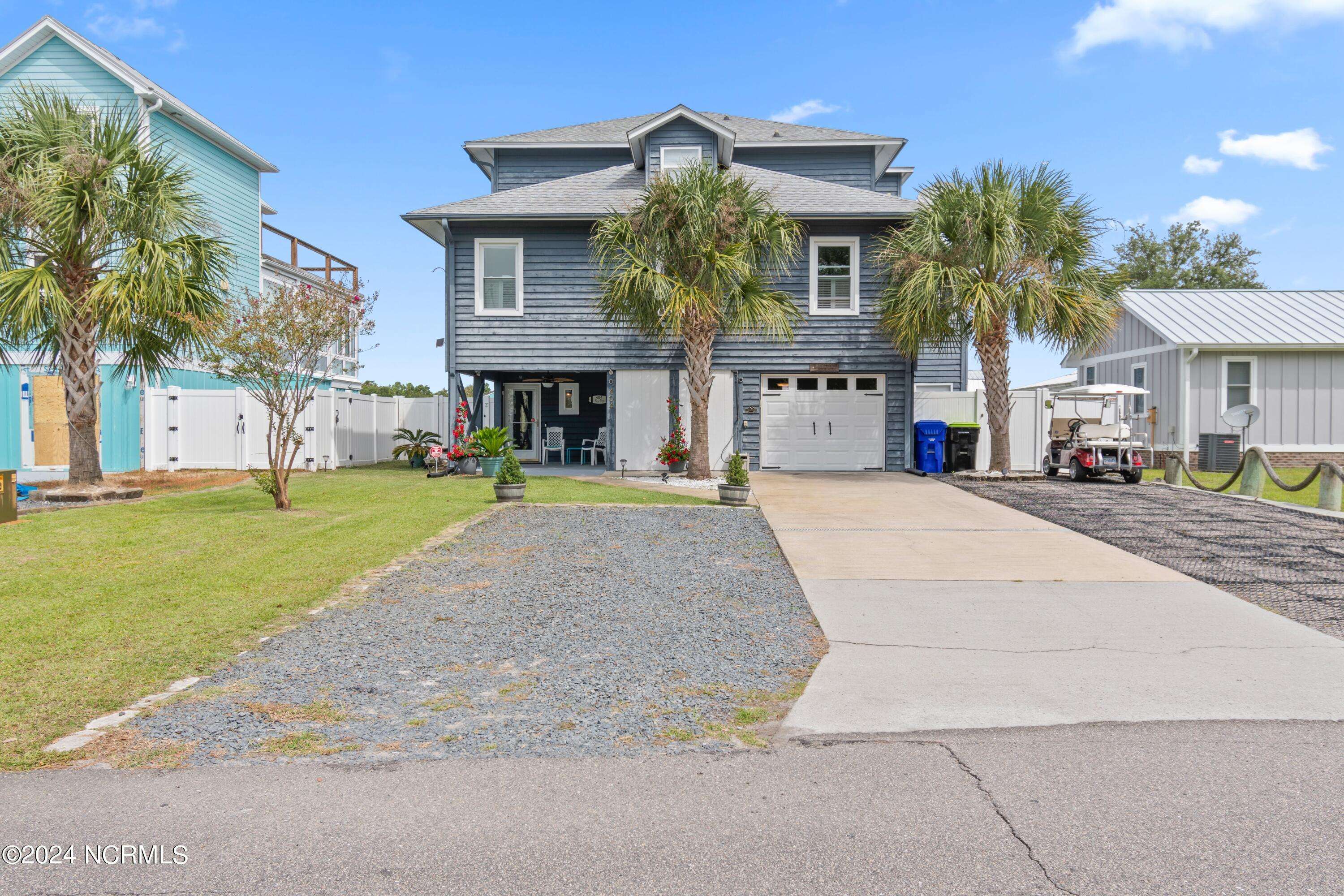 Oak Island, NC 28465,404 W Yacht DR