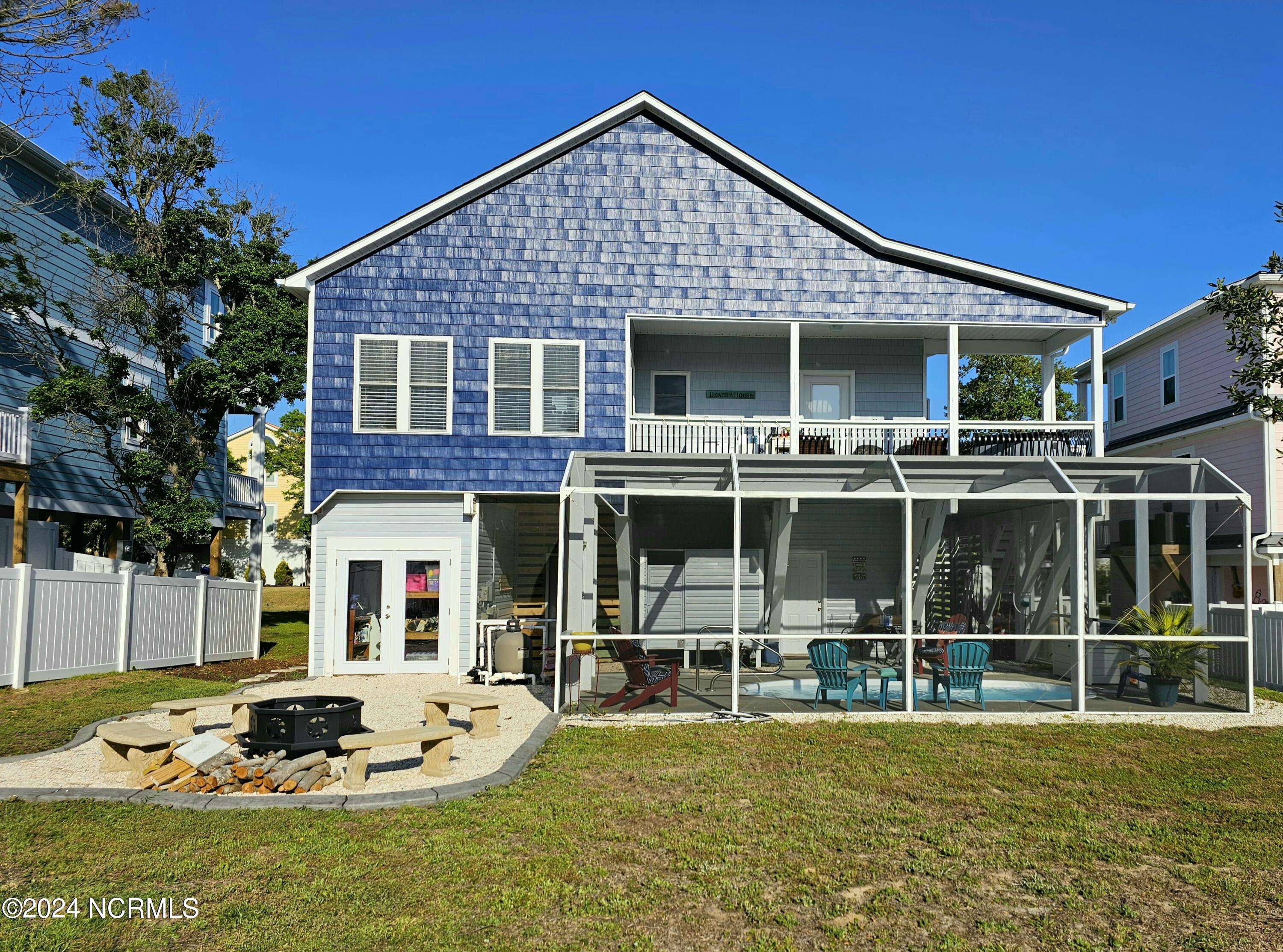 Oak Island, NC 28465,107 SE 71st ST