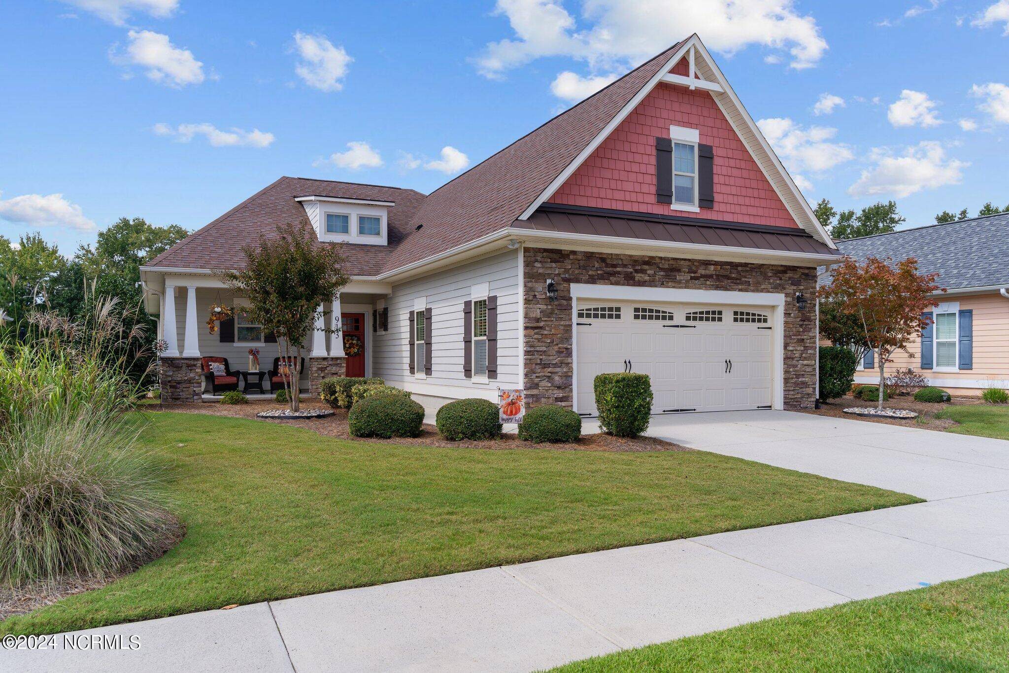 Leland, NC 28451,913 Tannin Bark CIR