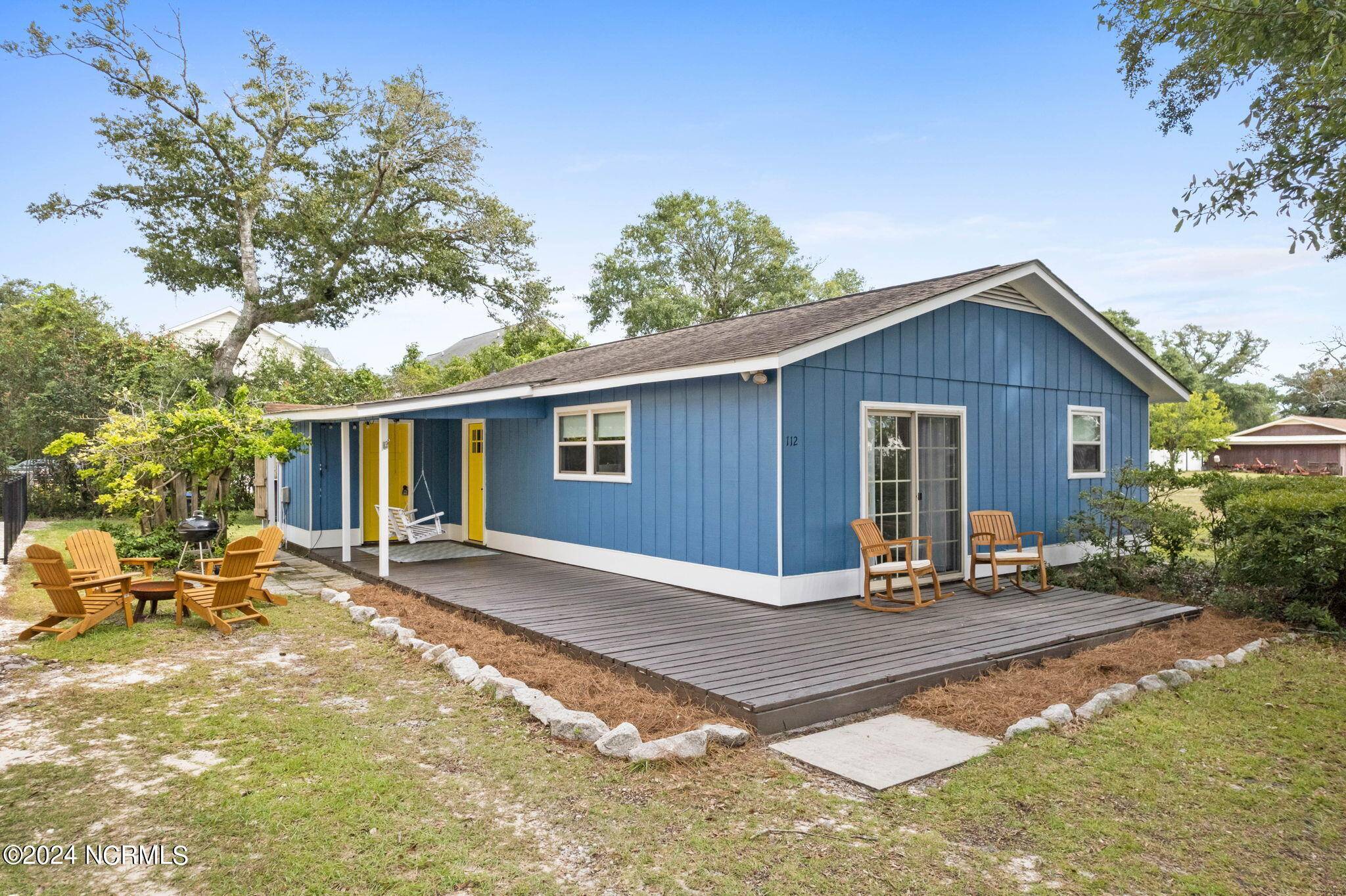 Oak Island, NC 28465,112 NE 20th ST