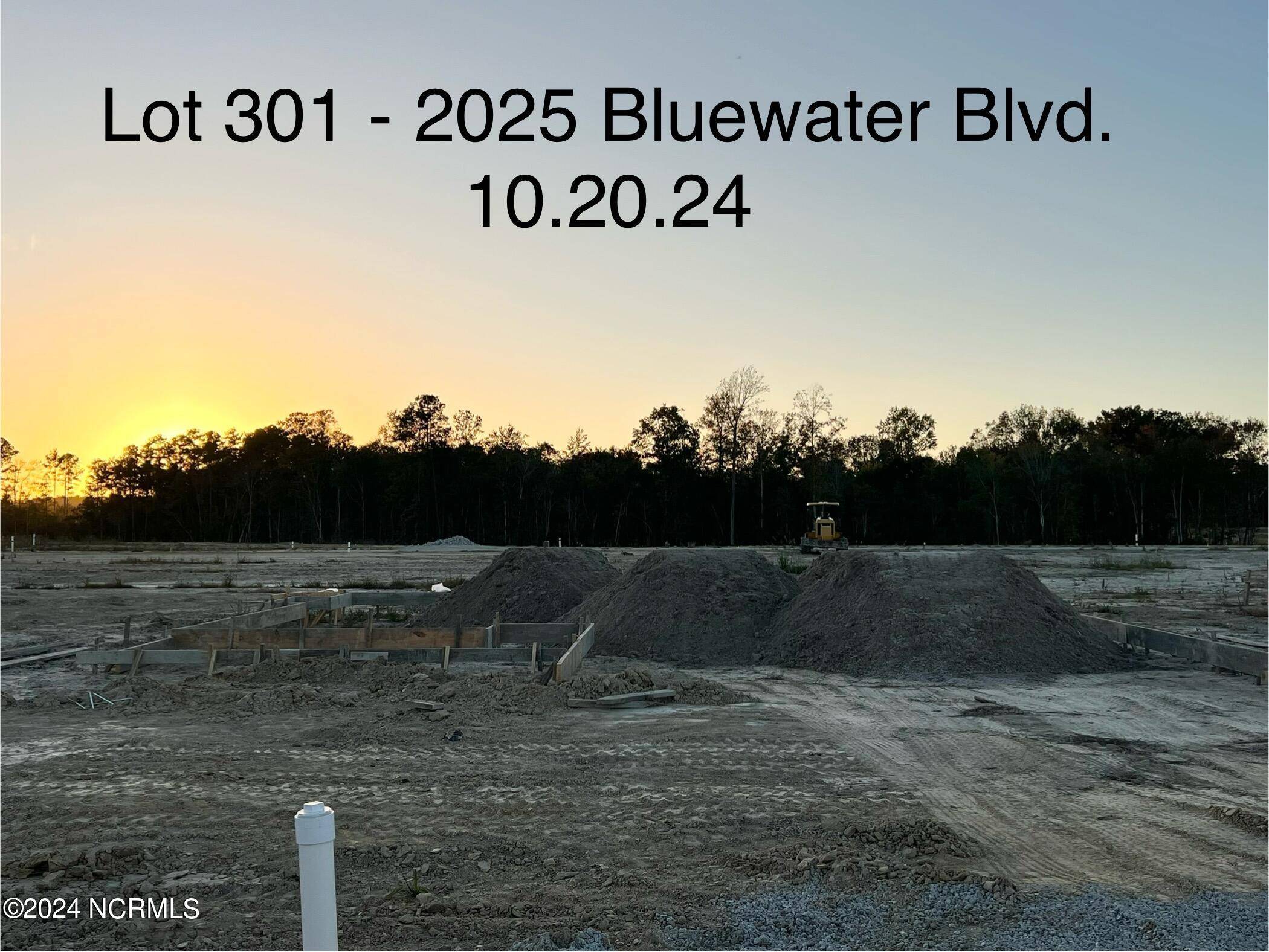 New Bern, NC 28562,2025 Bluewater BLVD