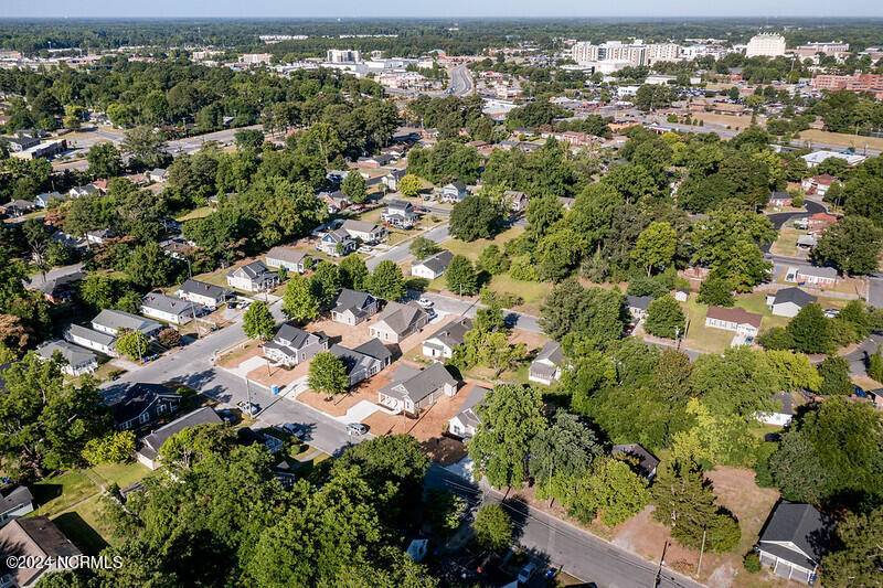 Greenville, NC 27834,616 Hudson ST