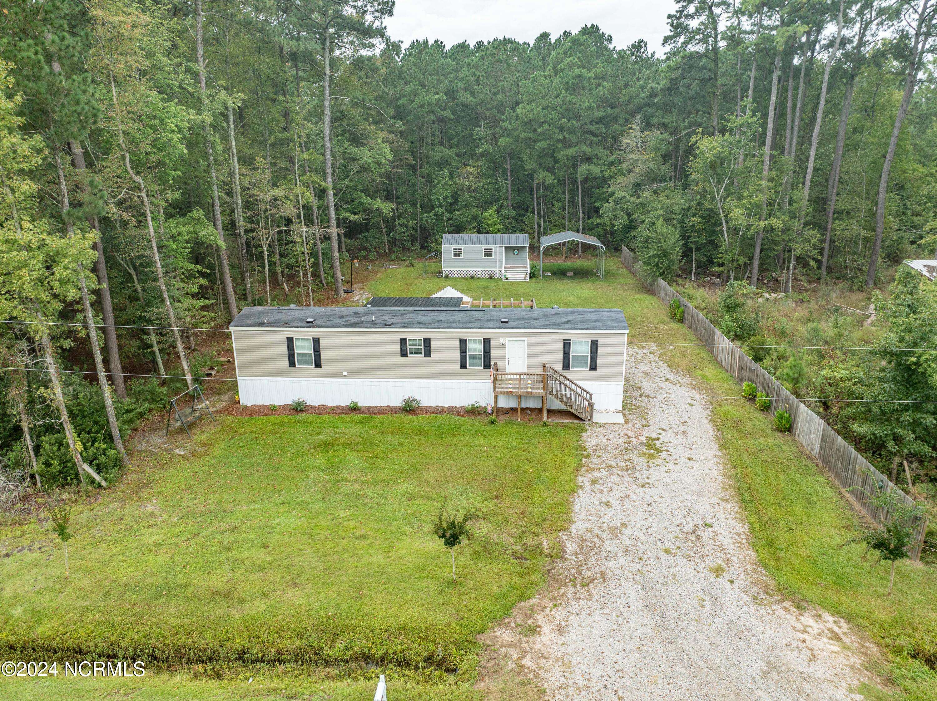 Washington, NC 27889,352 Duck Creek RD