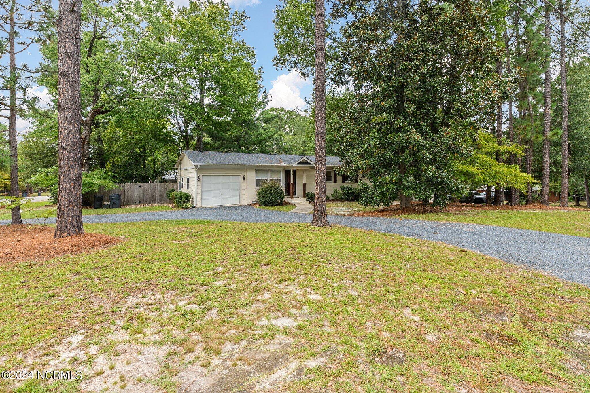 Southern Pines, NC 28387,500 N Leak ST