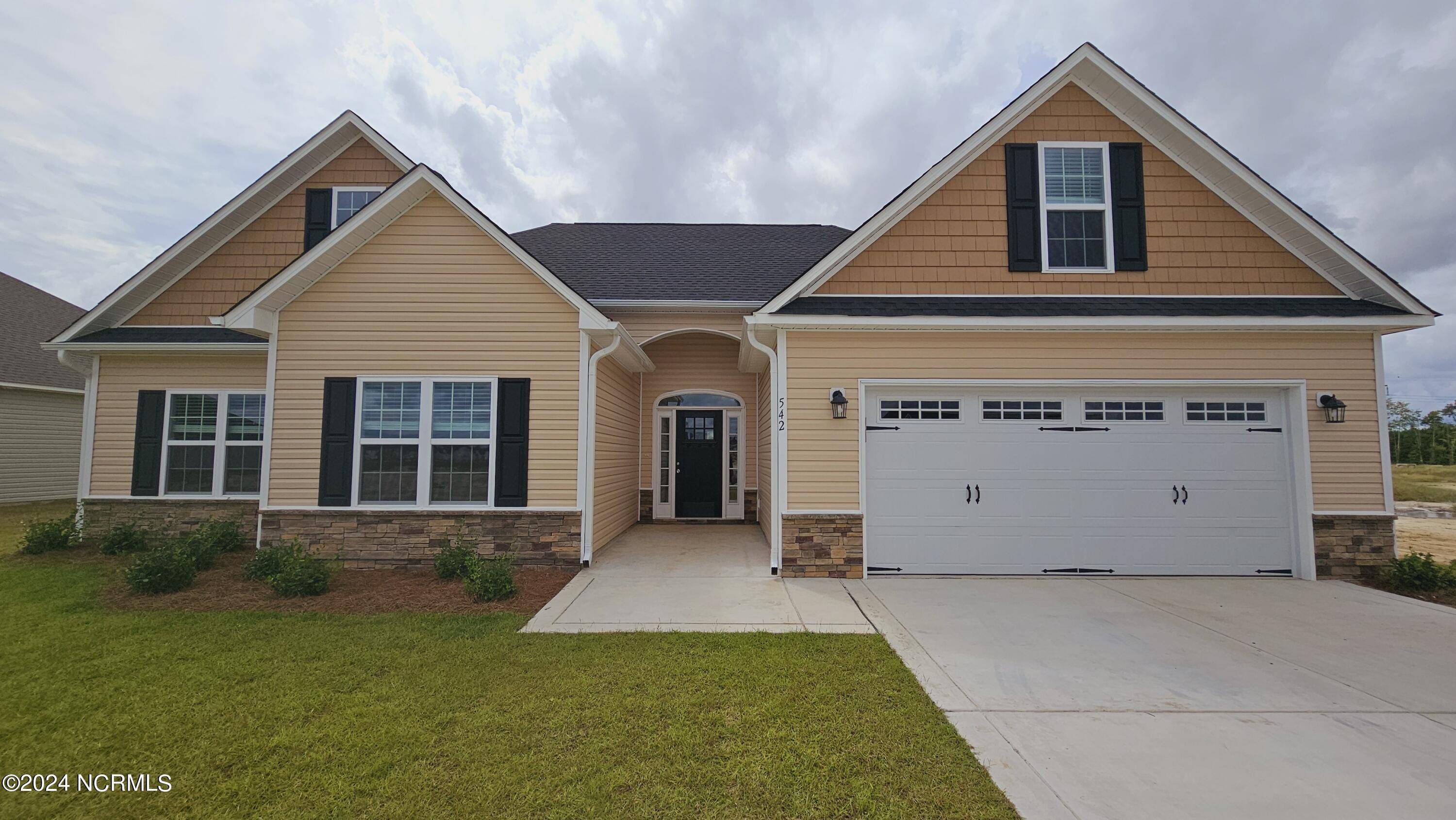 Jacksonville, NC 28546,542 S Appalachian TRL N