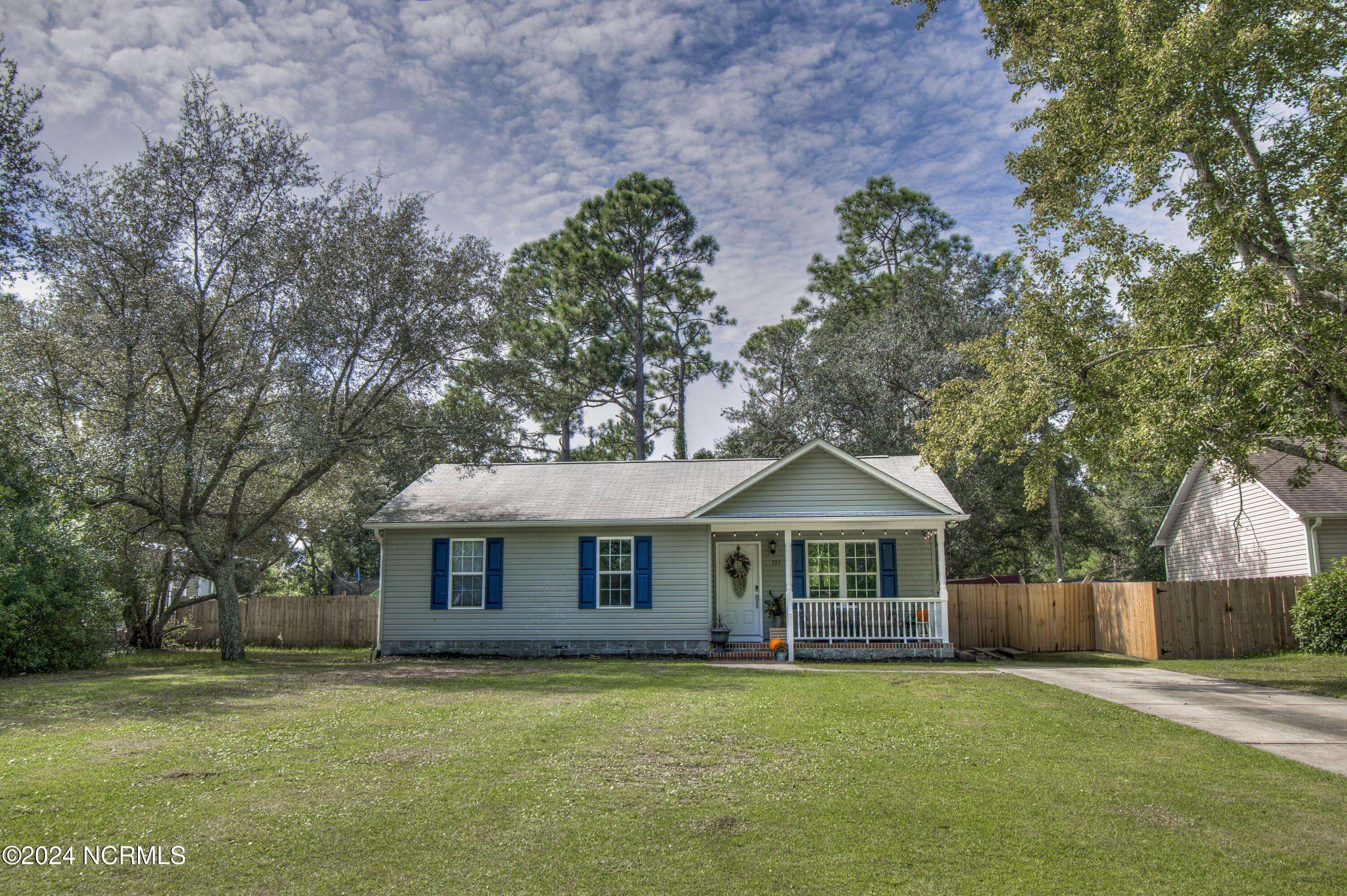 Southport, NC 28461,355 Holly DR