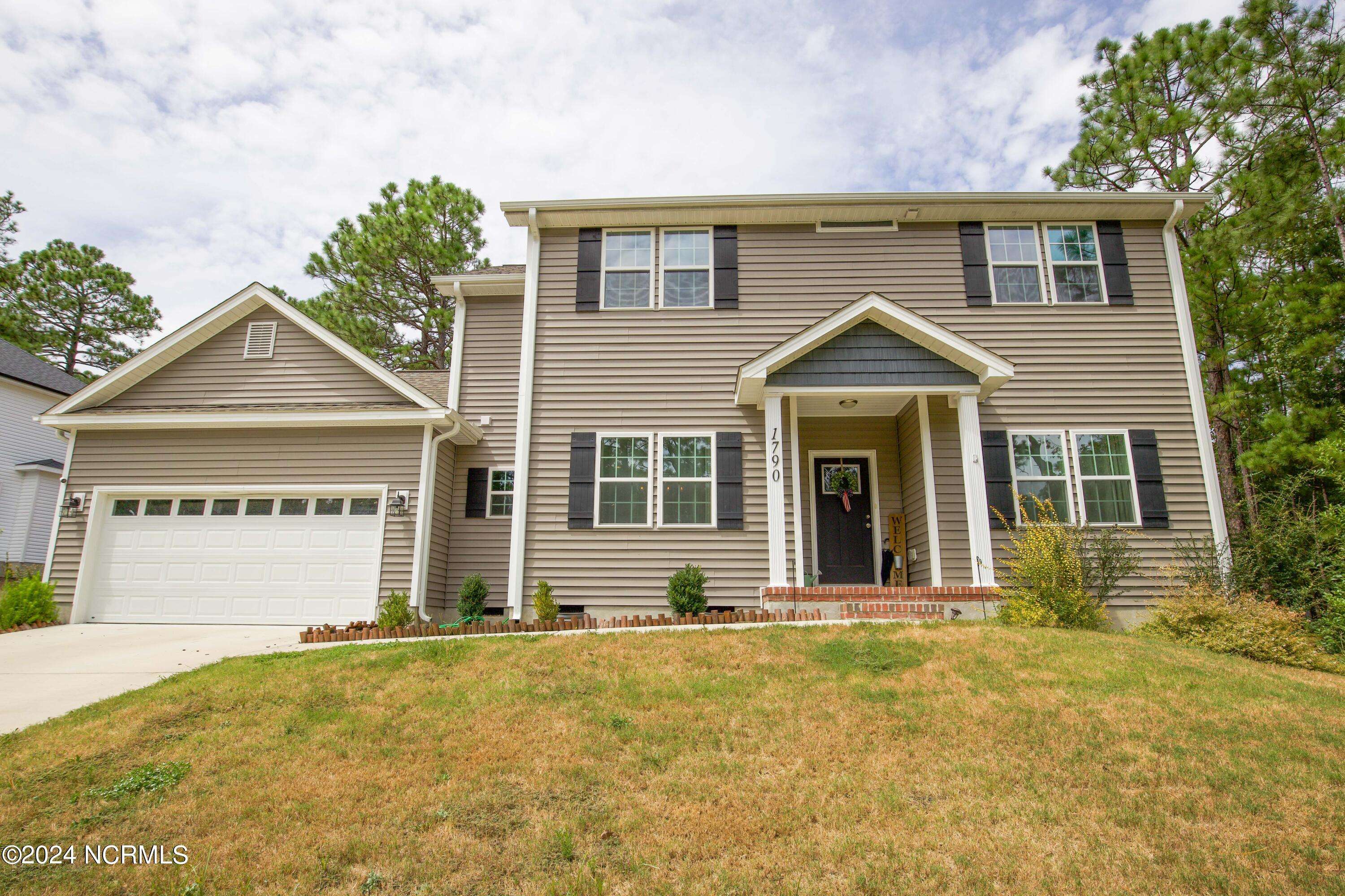 Pinehurst, NC 28374,1790 Longleaf DR E