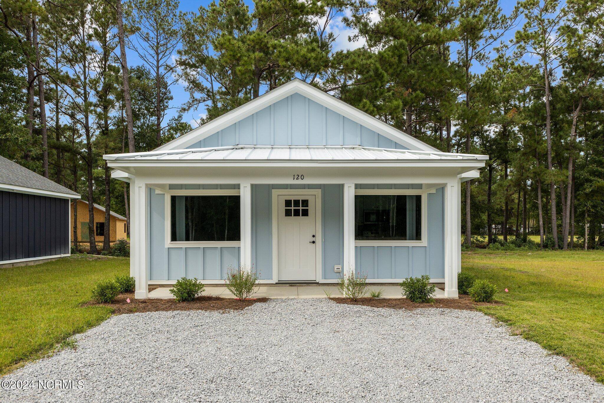 Swansboro, NC 28584,123 Long Pond LOOP