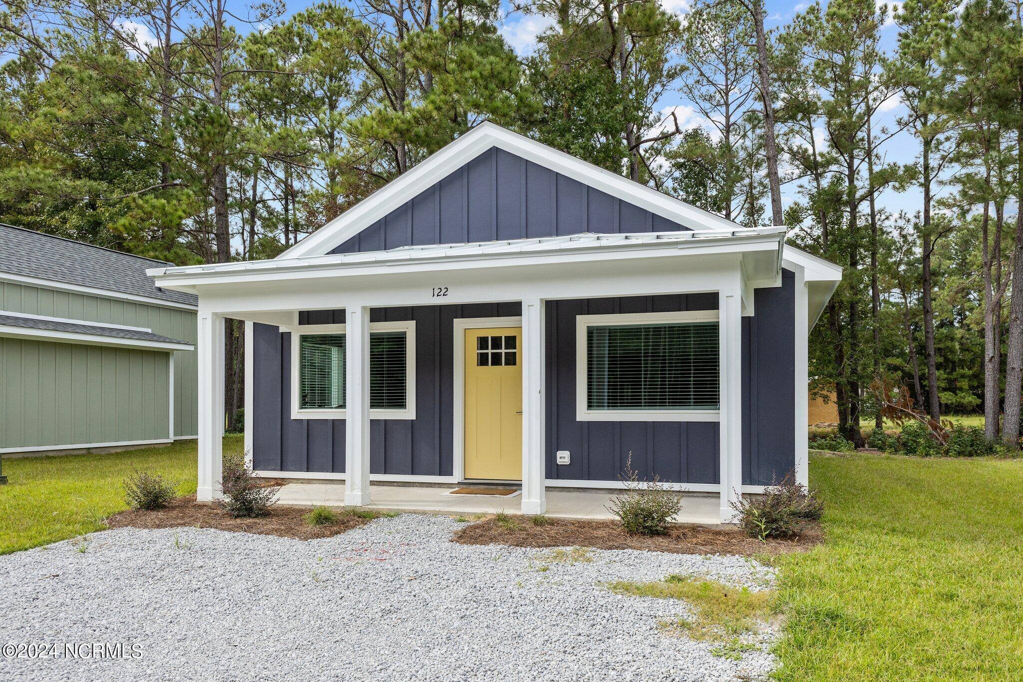 Swansboro, NC 28584,123 Long Pond LOOP