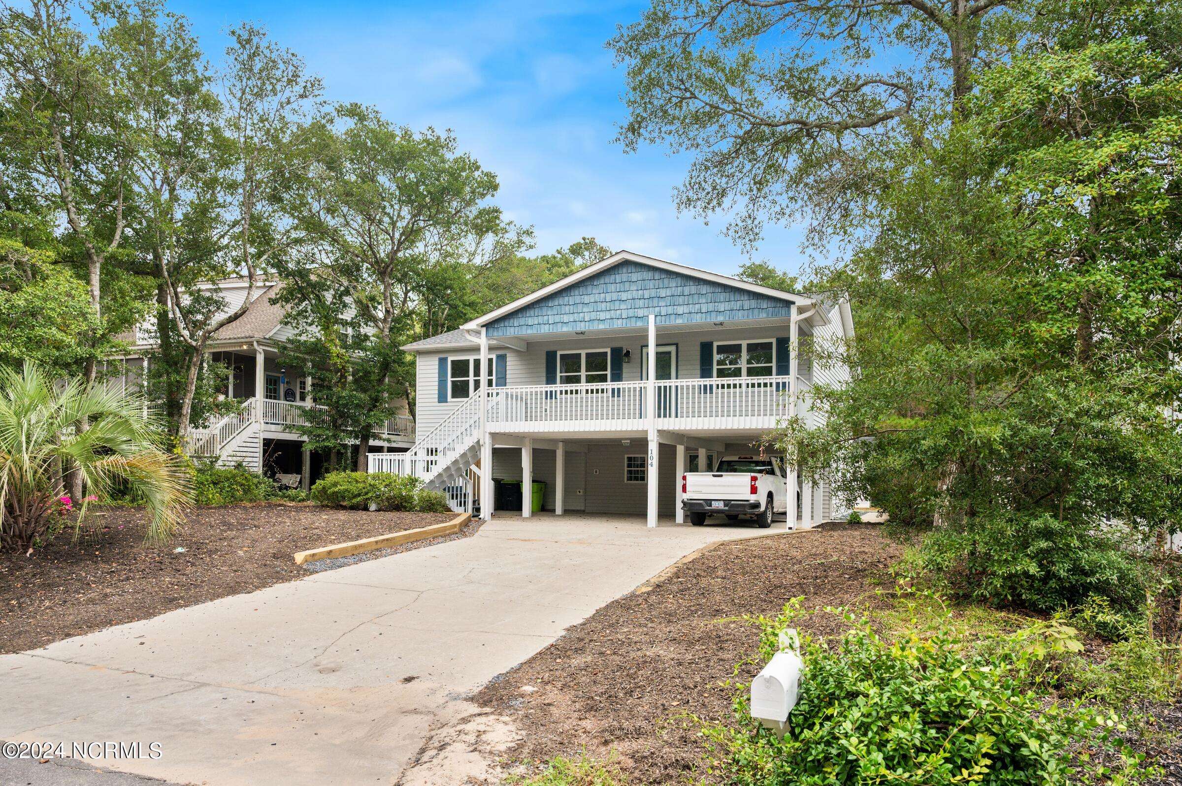 Oak Island, NC 28465,104 SE 13th ST