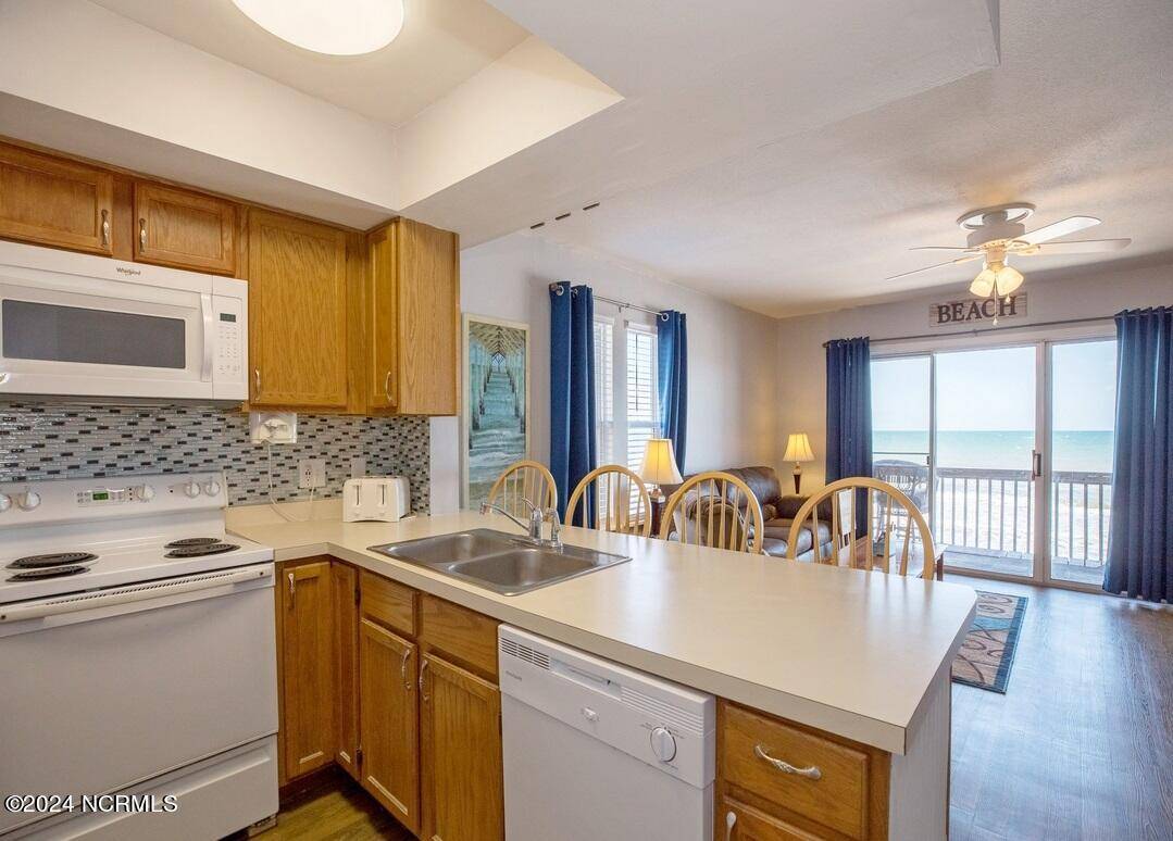 Surf City, NC 28445,918 N New River DR #826