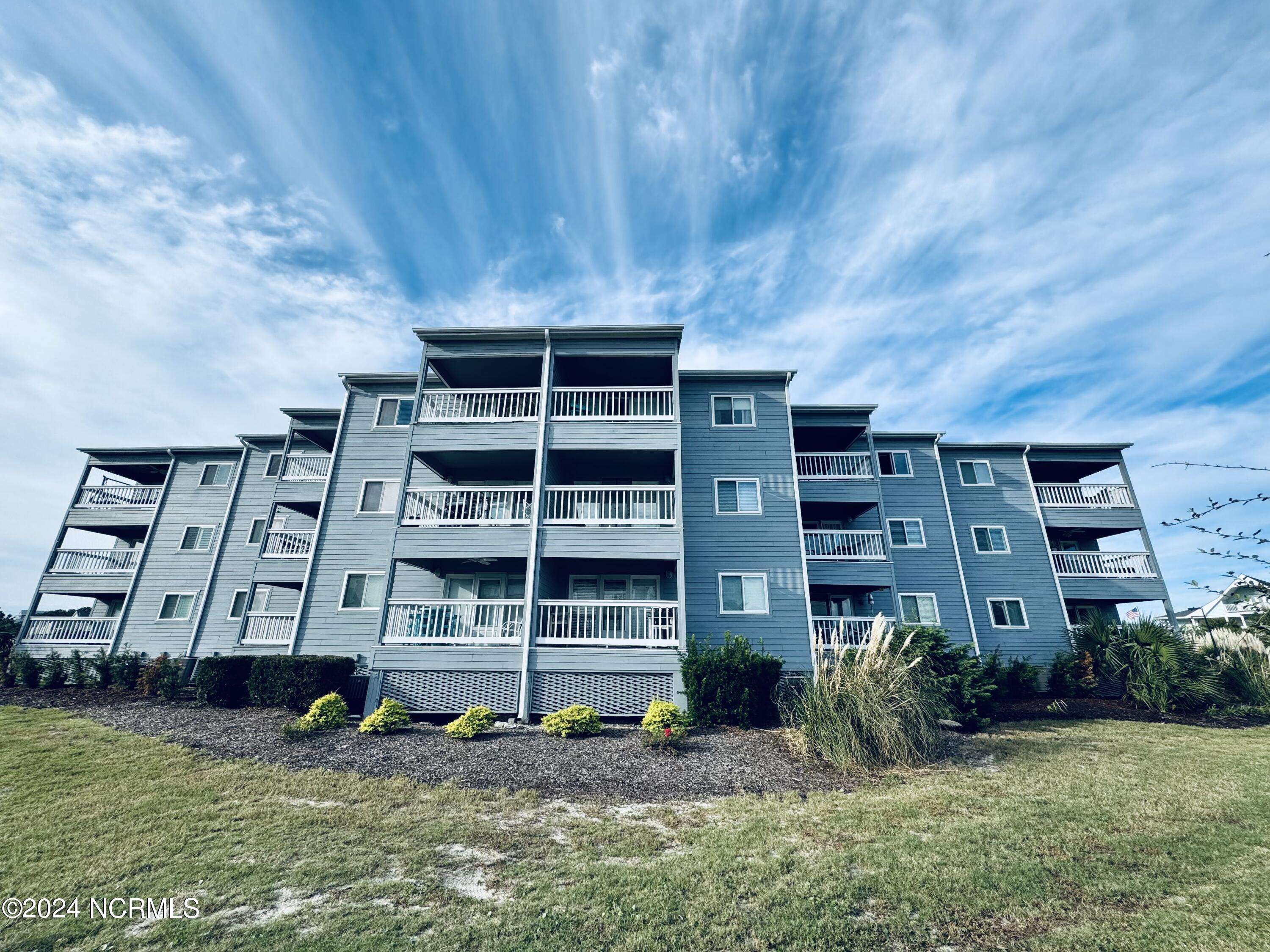 Carolina Beach, NC 28428,400 Virginia AVE #202a