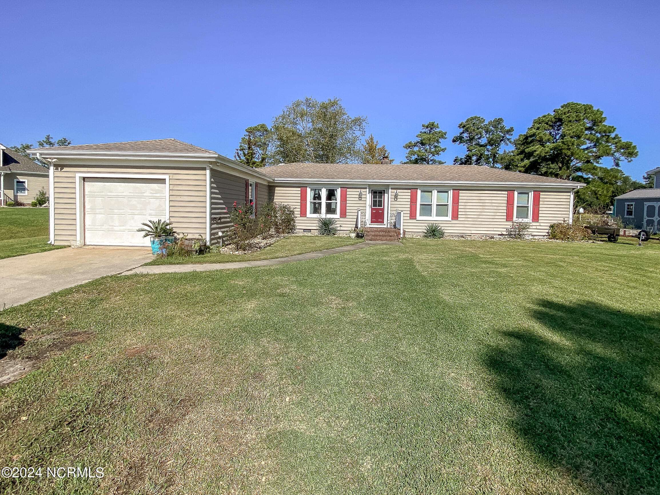 Currituck, NC 27929,108 Wood Duck DR