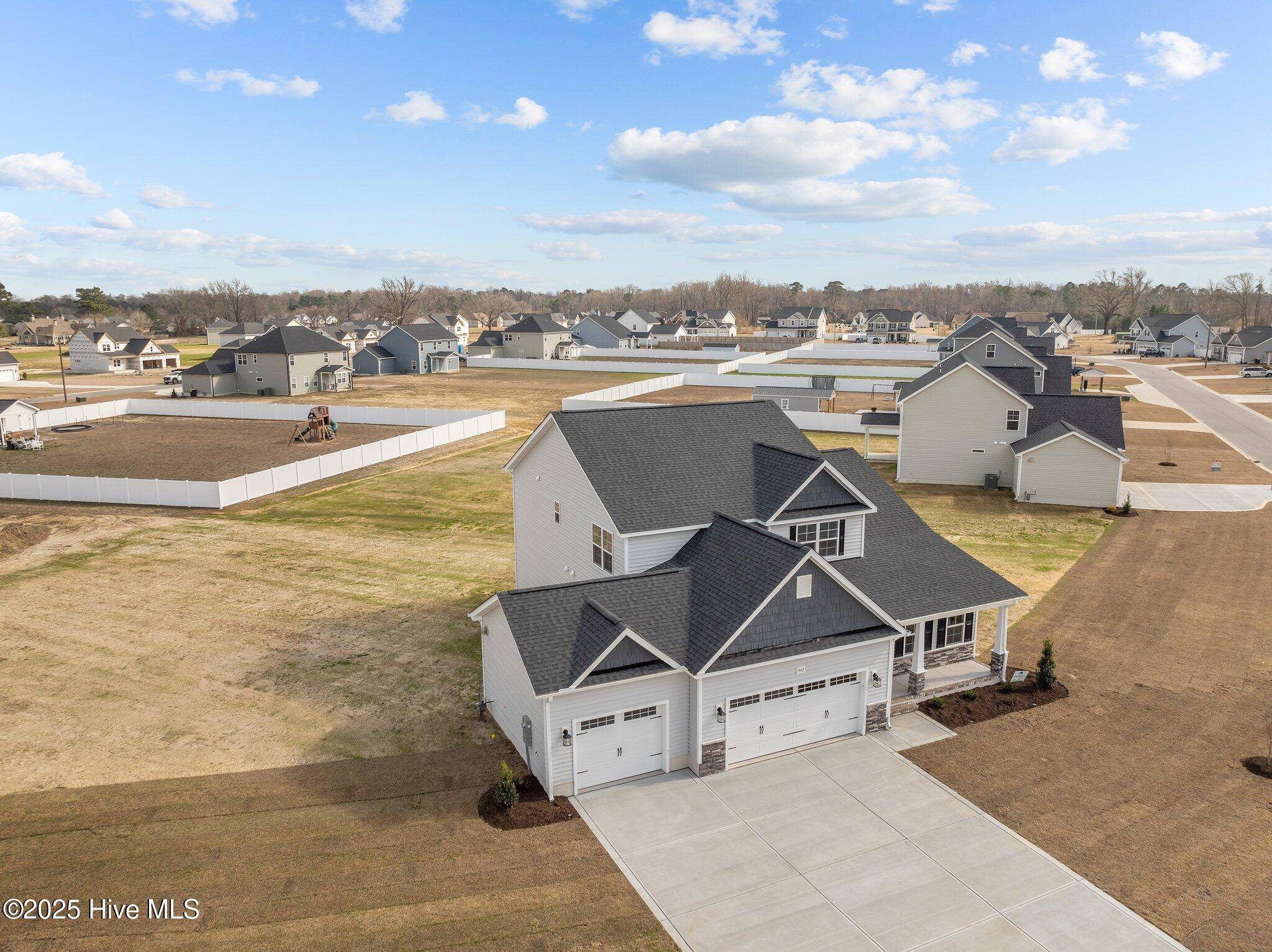 Grimesland, NC 27837,992 Appaloosa TRL