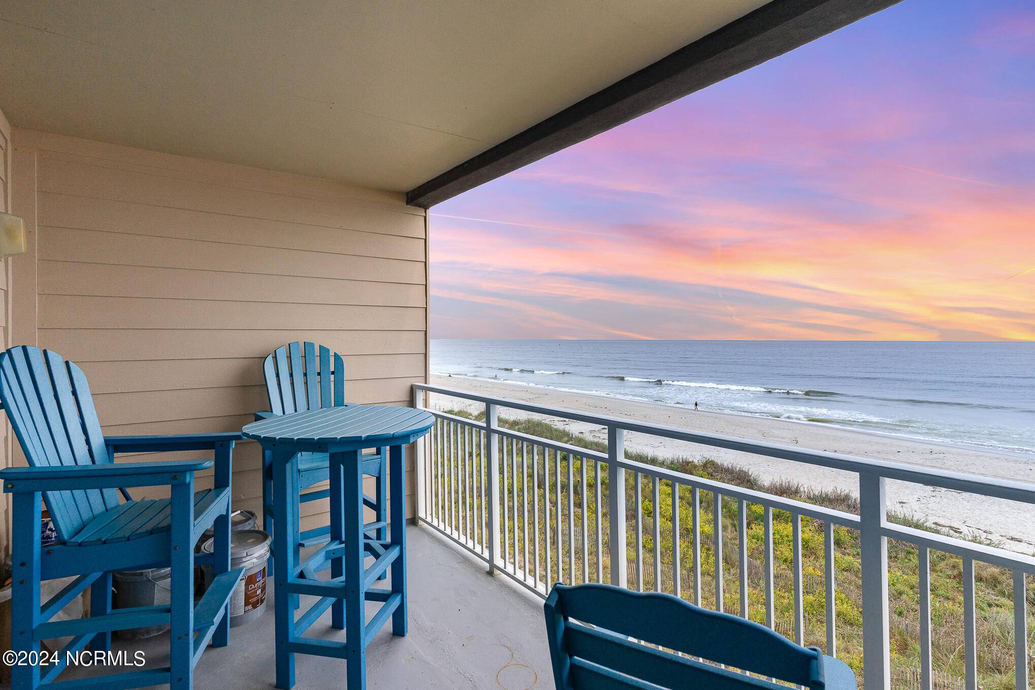 Ocean Isle Beach, NC 28469,27 Ocean Isle West BLVD W ## 3o