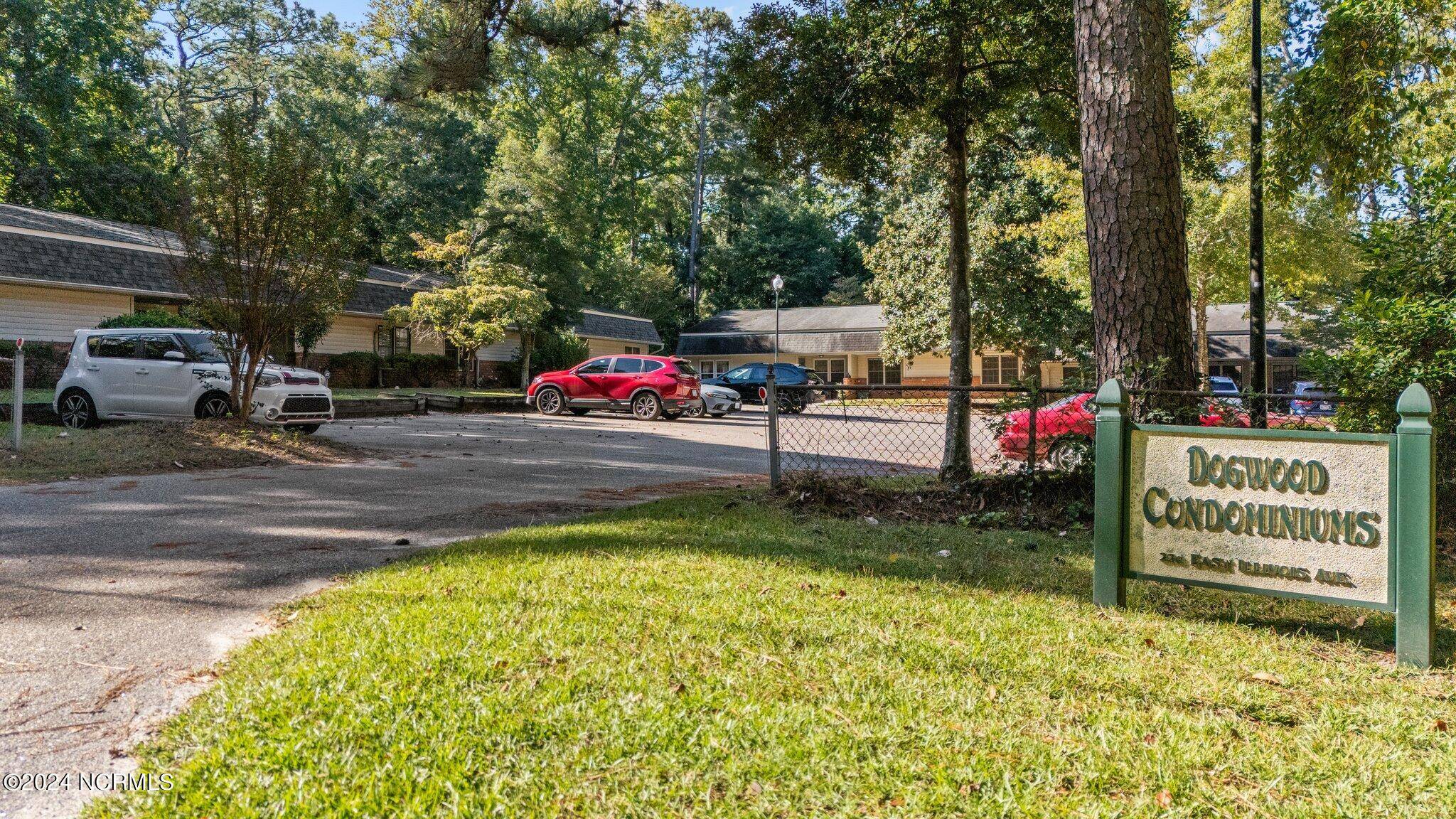 Southern Pines, NC 28387,220 E Illinois AVE #Apt 6